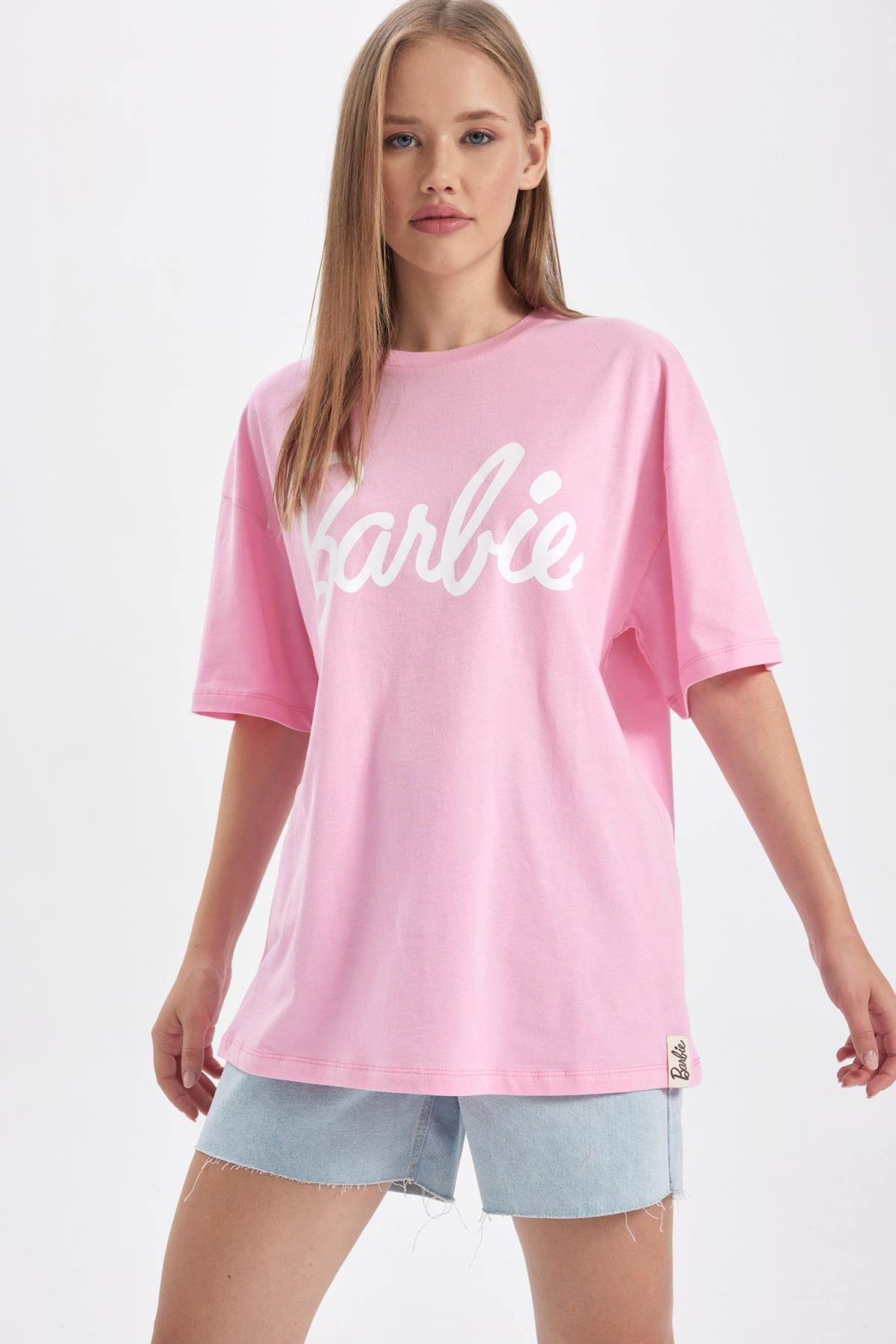 Defacto Coool Barbie Oversize Fit Baskılı Kısa Kollu Tişört B1093ax23hs
