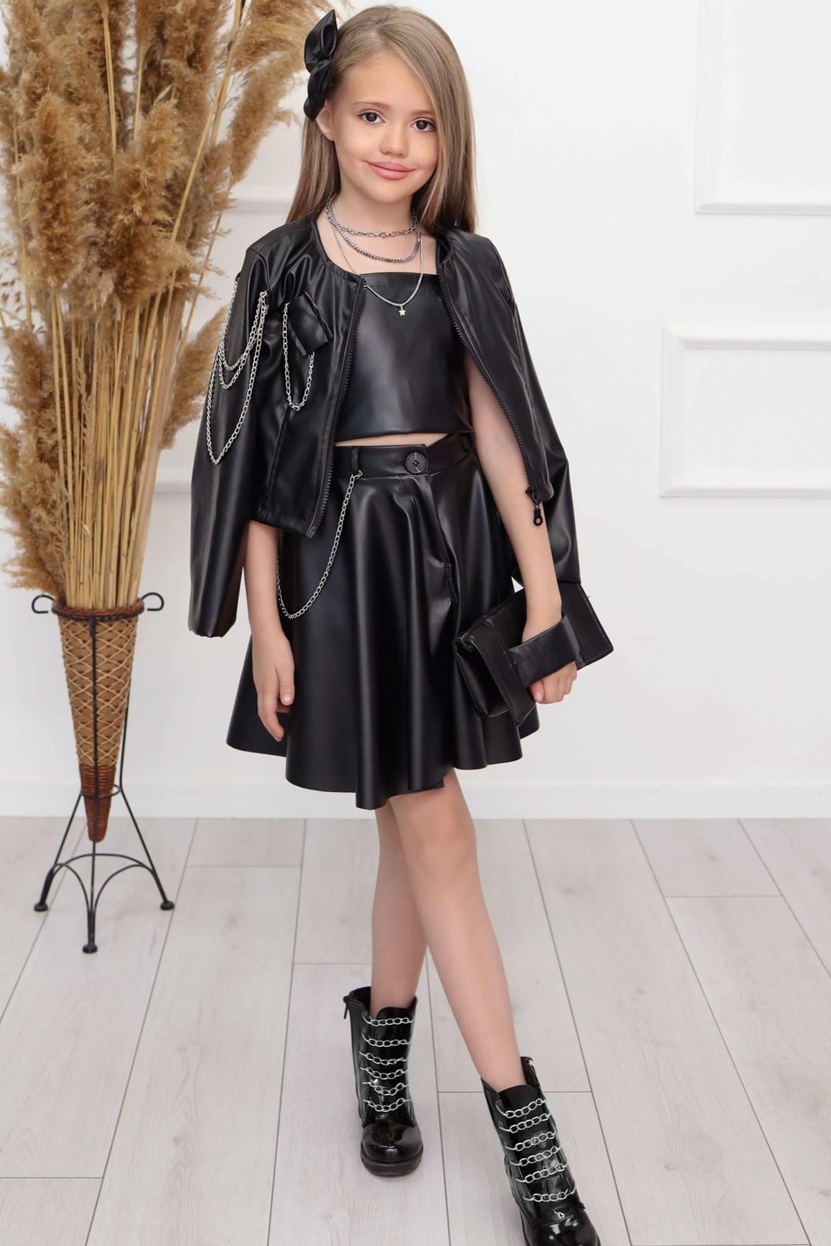 Riccotarz Kız Çocuk Zincir Detaylı Ceket Beli Manşetli Etek Ve Croplu Siyah Etekli Takım