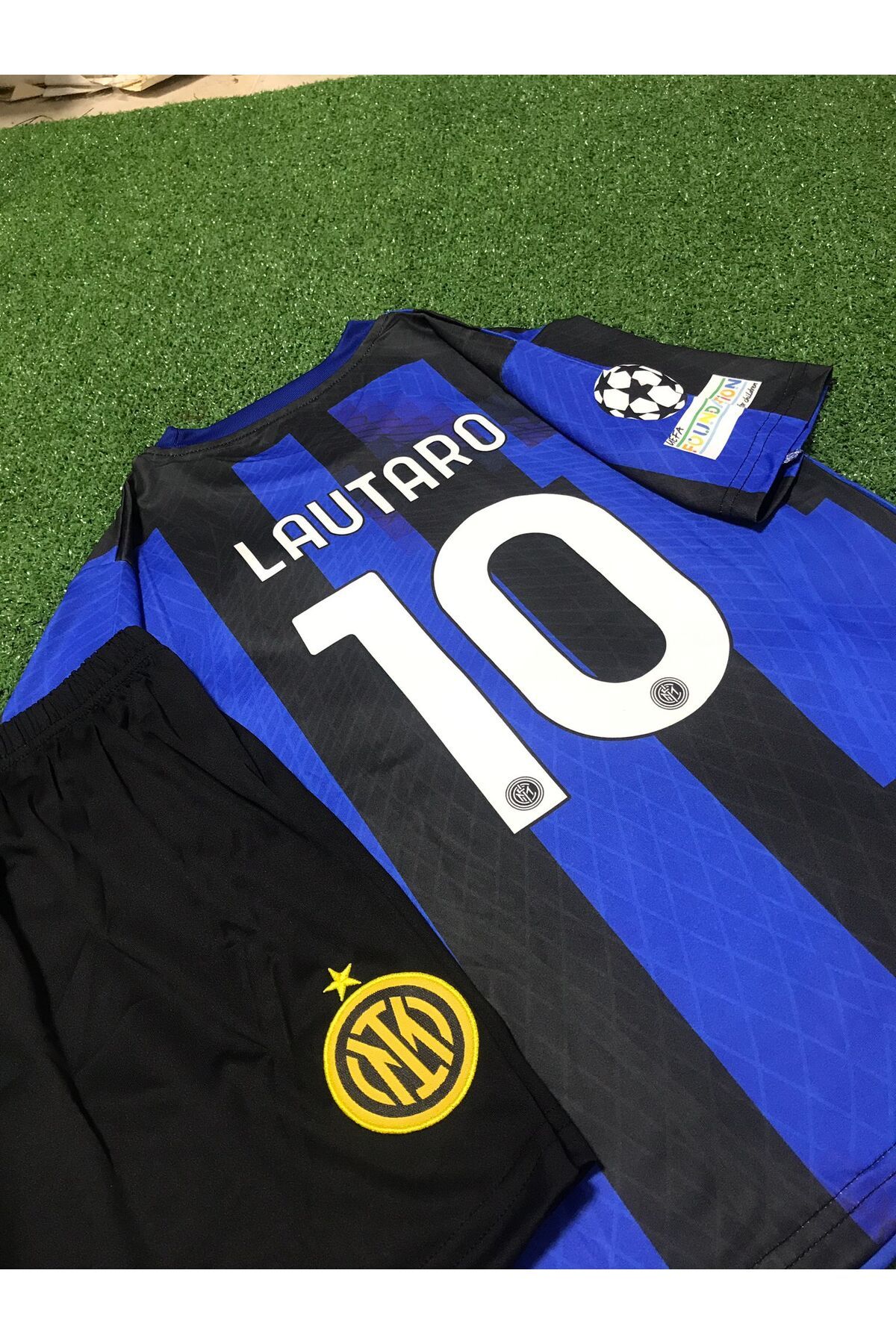 BYSPORTAKUS Inter 2023/24 Sezon Lautaro Martinez Çocuk Forması Şort Çorap 3'lü Set