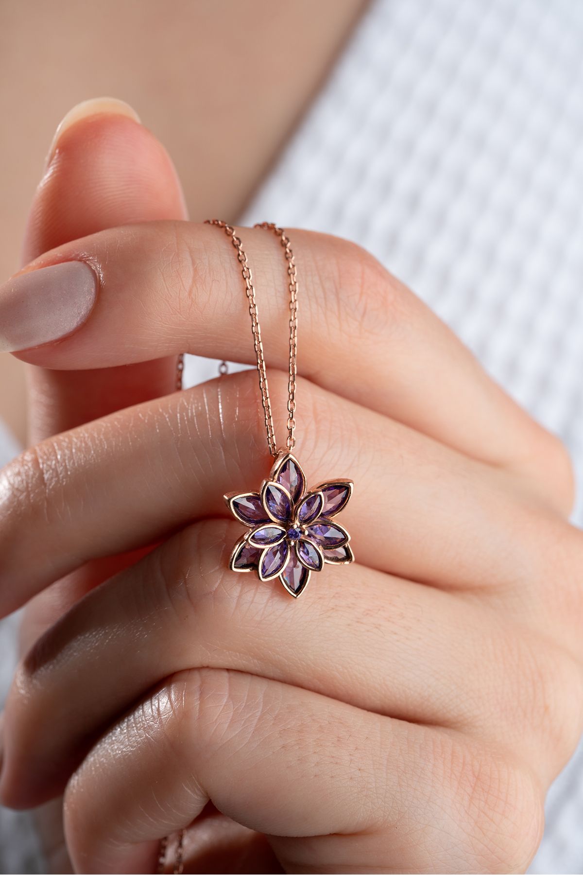 Silvano Jewelry 925 Ayar Gümüş Rose Mor Taşlı Lotus Kolye