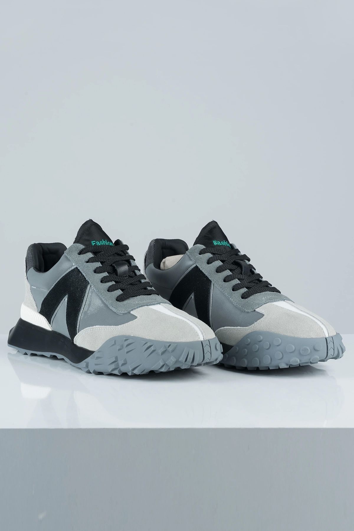 Guja Premium Siyah Erkek Sneaker Füme - 22k505-185