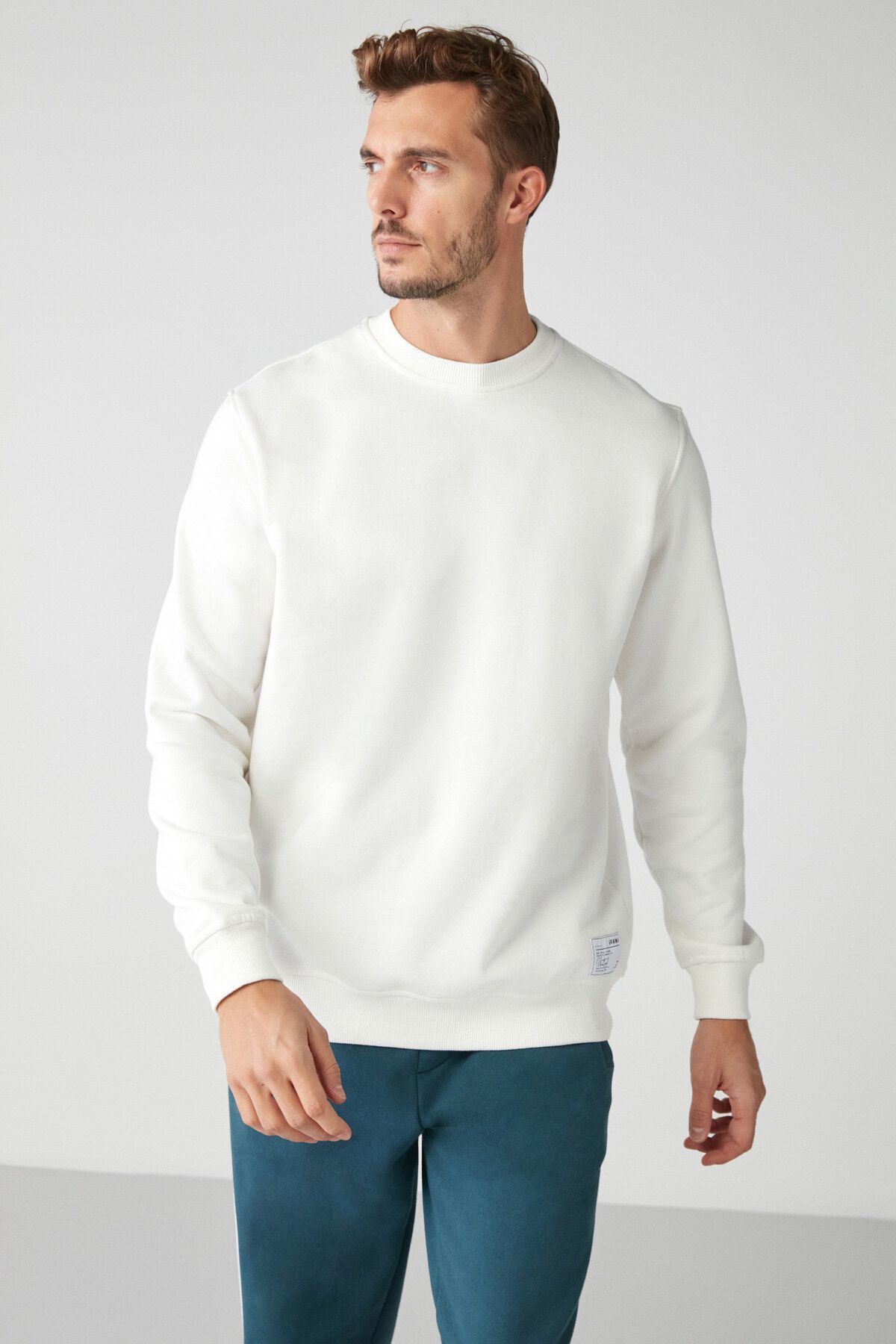 GRIMELANGE Travis Erkek Yumuşacık Kumaşlı Regular Fit Yuvarlak Yakalı Beyaz Sweatshirt
