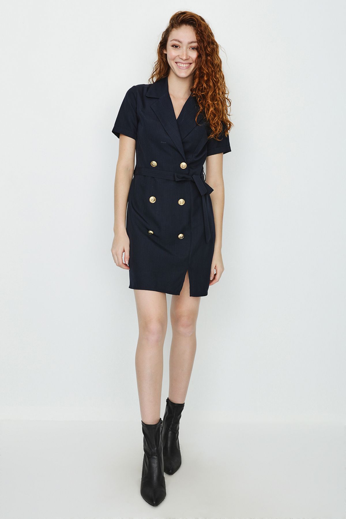Select Moda Kadın Koyu Lacivert Düğme Detaylı Kuşaklı Ceket Elbise