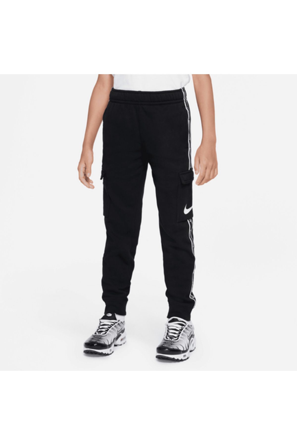 Nike Sportswear Repeat Çocuk Siyah Eşofman Altı FD0310-010