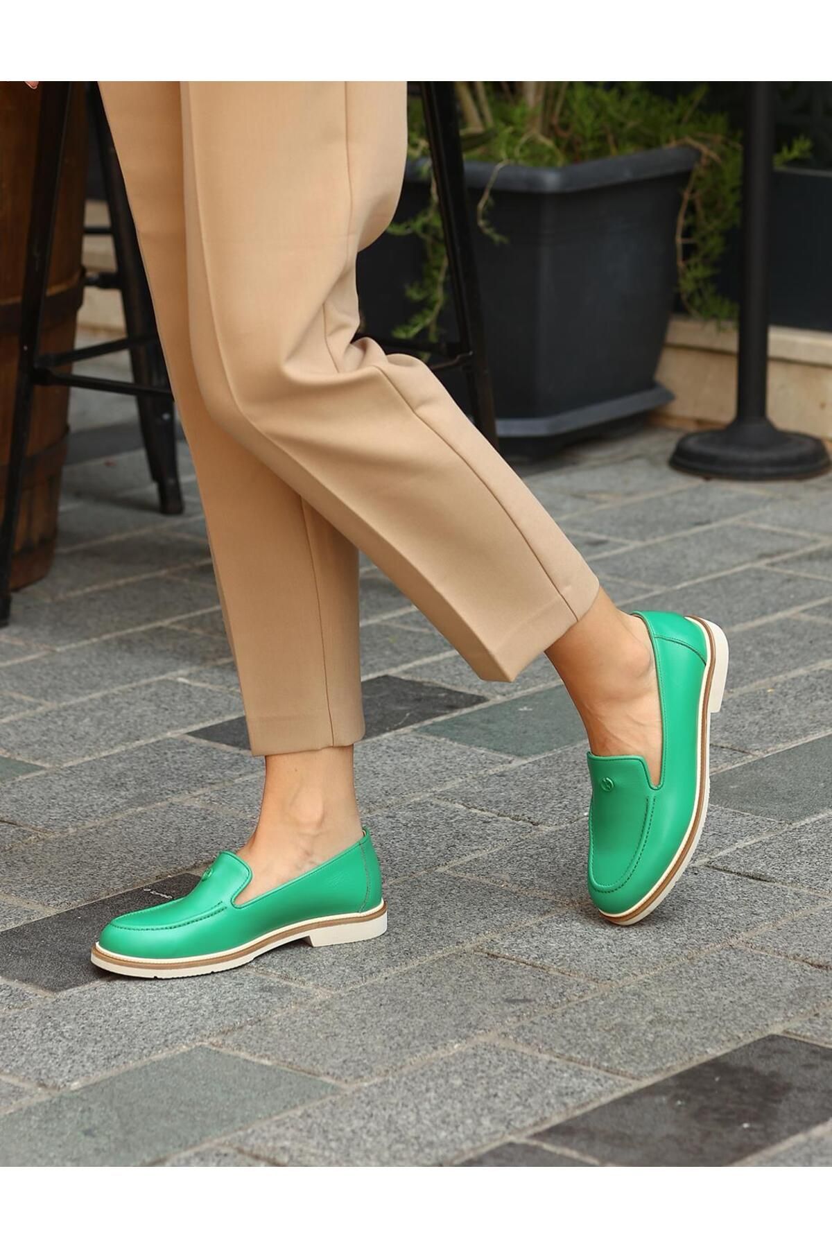 Cabani Poliuretan Taban Hakiki Deri Yeşil Kadın Loafer Ayakkabı