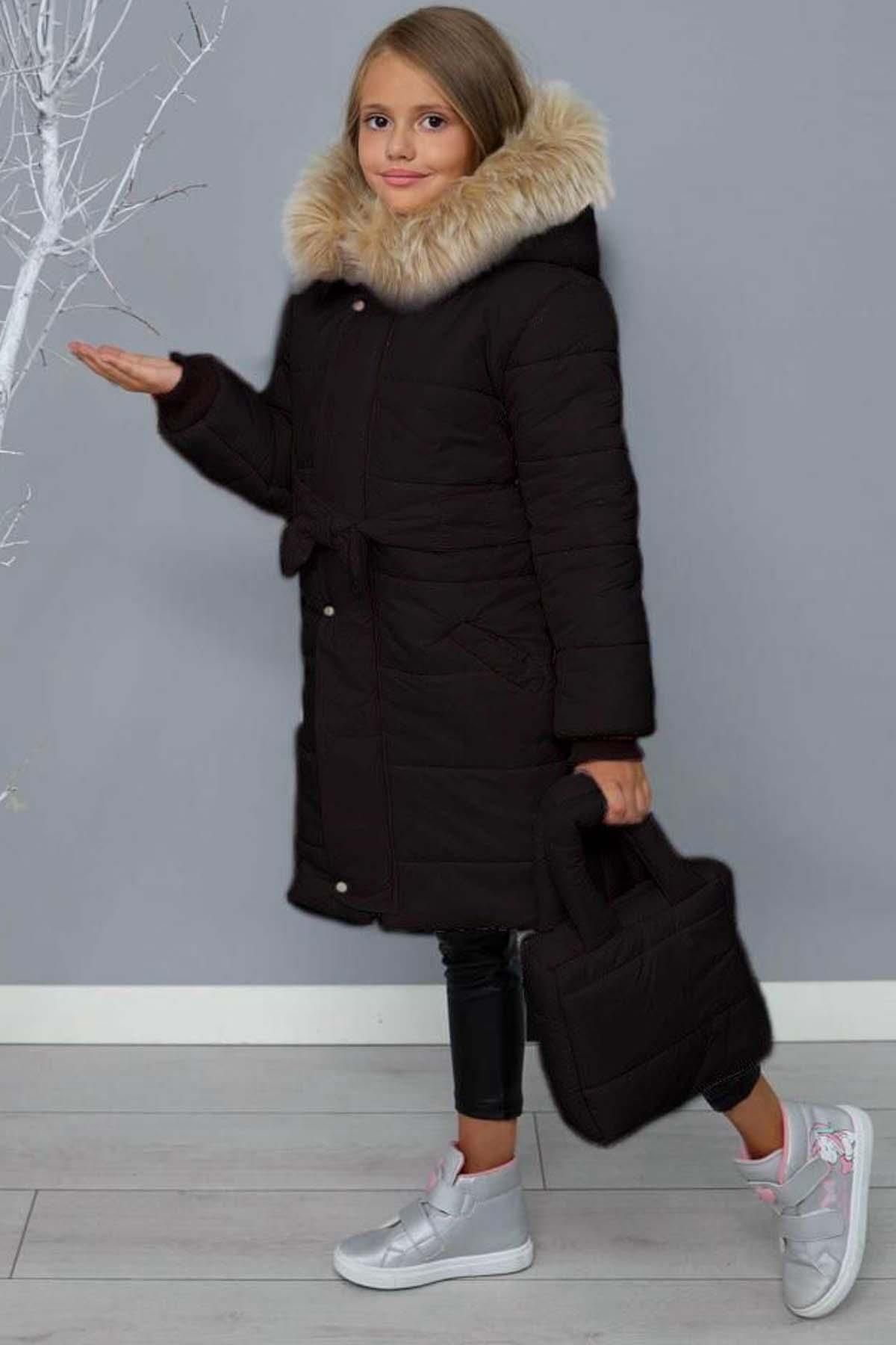 Riccotarz Kız Çocuk Kapüşonu Peluş Detaylı Çantalı Siyah Şişme Mont