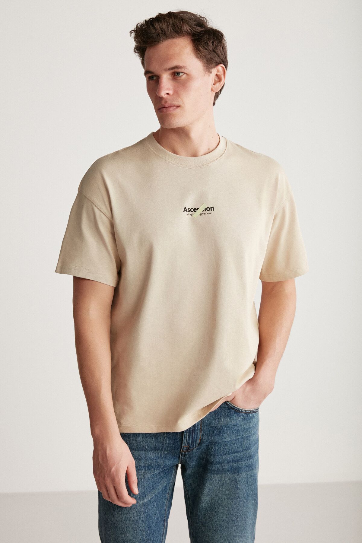 GRIMELANGE Jake Erkek Oversize Fit %100 Pamuk Kalın Dokulu Baskılı Bej T-shirt