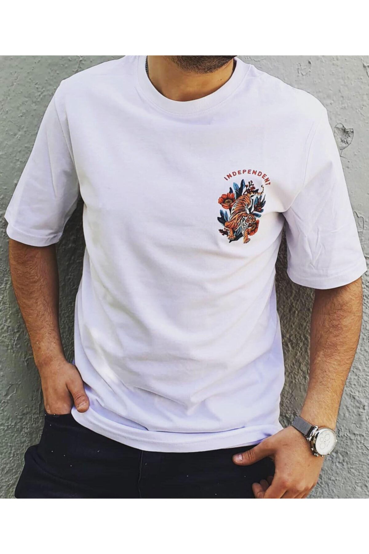 İnsane Minds Unisex Beyaz Sırt Baskılı Kaplan Desenli Oversize T-shirt