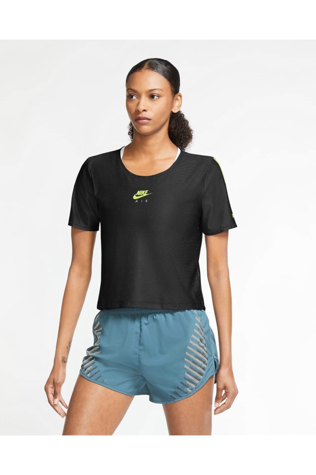 Nike Air Kısa Kollu Kadın Koşu T-shirt Cu3058-010