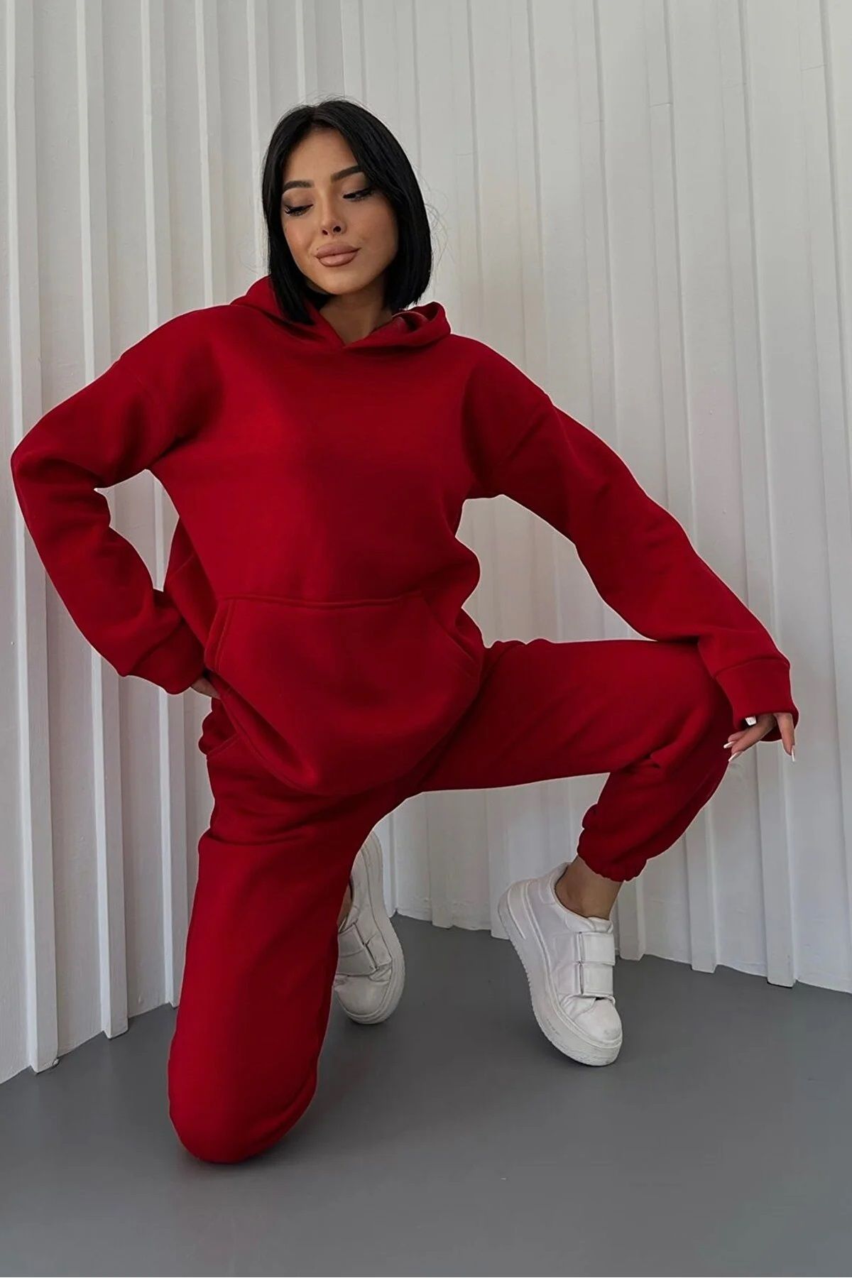 WOMAN VISION Kadın Kanguru Cepli Kapişon Detaylı Sweatshirt ve Lastikli Paça Yüksek Bel Kırmızı Eşofman Takım 400