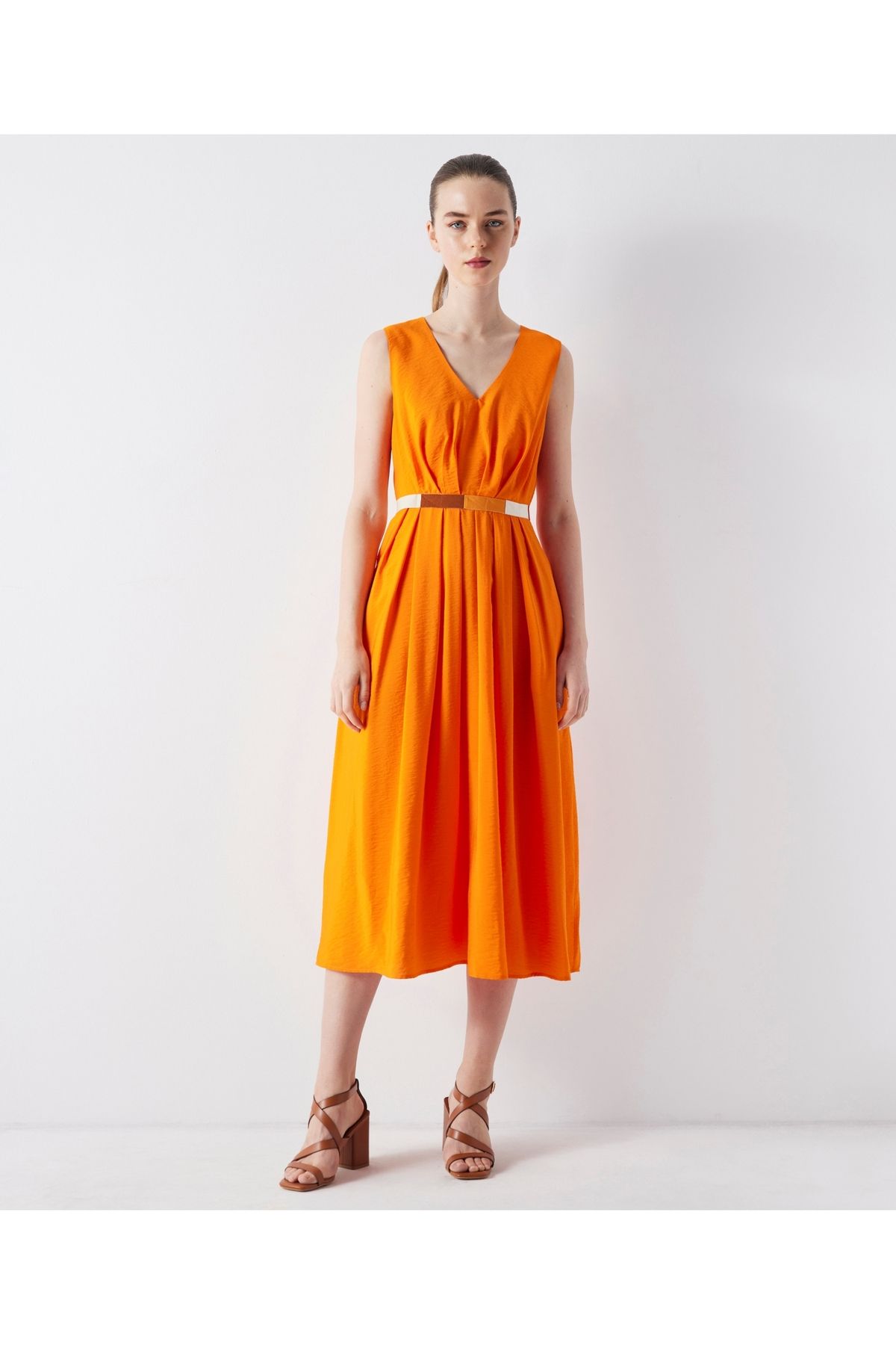 İpekyol Colorblock kuşaklı midi elbise
