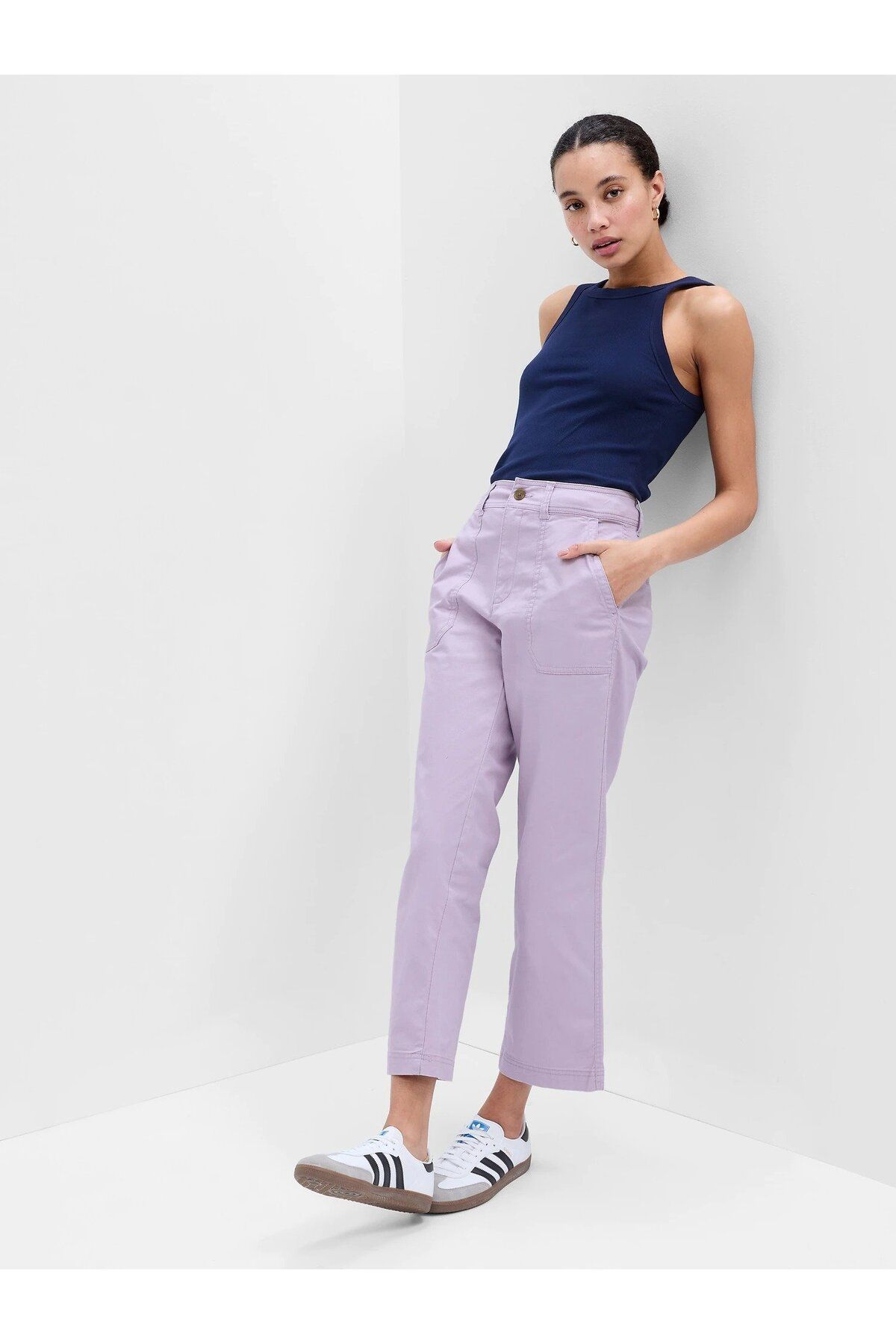 GAP Kadın Lila High Rise Girlfriend Utility Khaki Washwell™ Pantolon