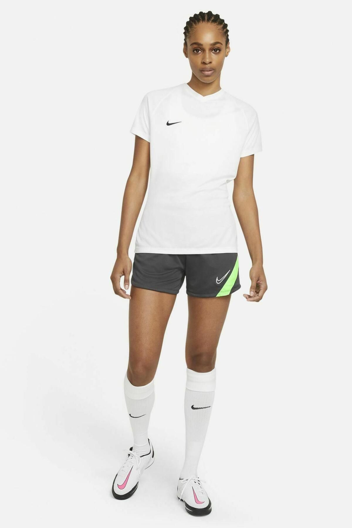 Nike Kadın Şort DRY-24 Woven Shorts