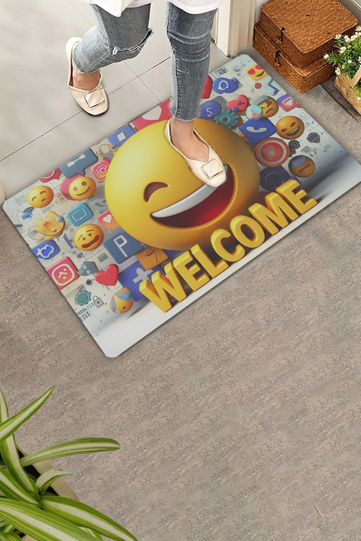 Valerine Life Gülen Surat Emoji Welcome Kapı Önü Paspası 45x70cm