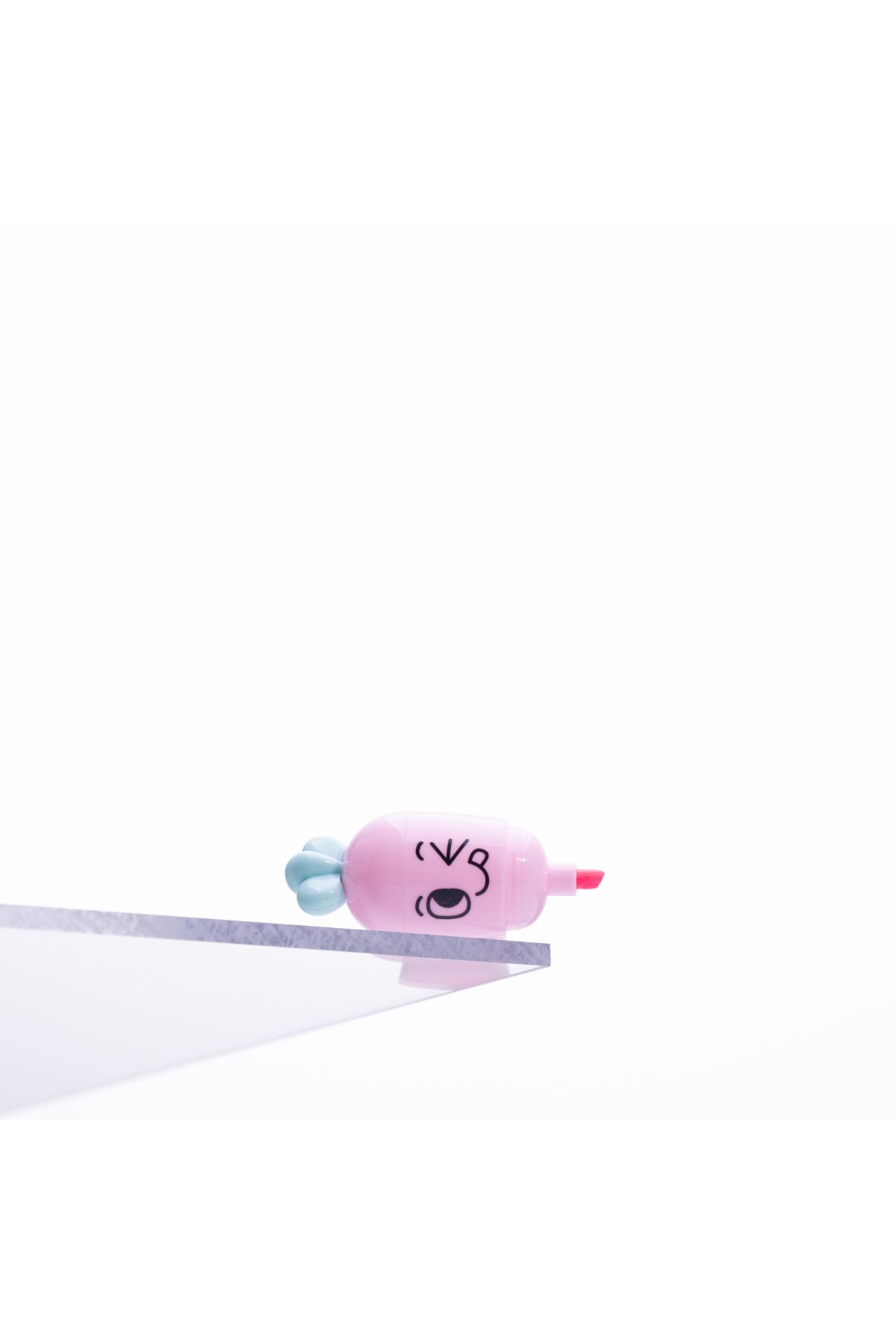 Bimotif Emoji desenli mini havuç, fosforlu kalem, Pembe 1 adet