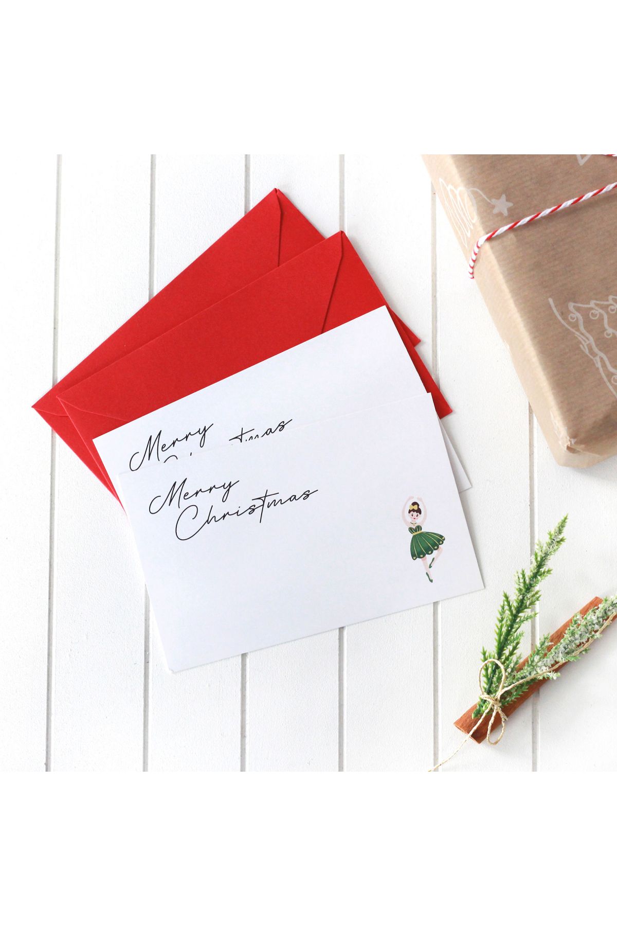 Bimotif Yılbaşı Balerin Figürlü Zarflı Kart Seti, Merry Christmas 4 Adet
