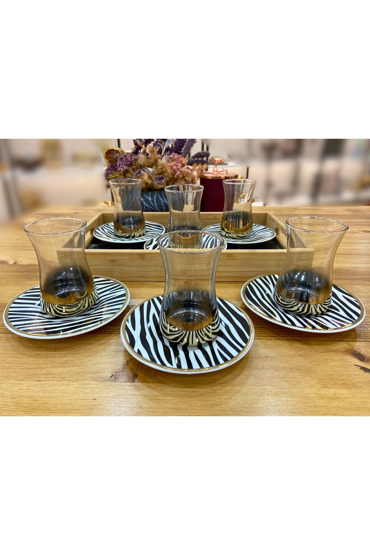 Ornamenti Zebra Porselen Tabaklı Çay Bardağı Seti 6'lı (12 parça)