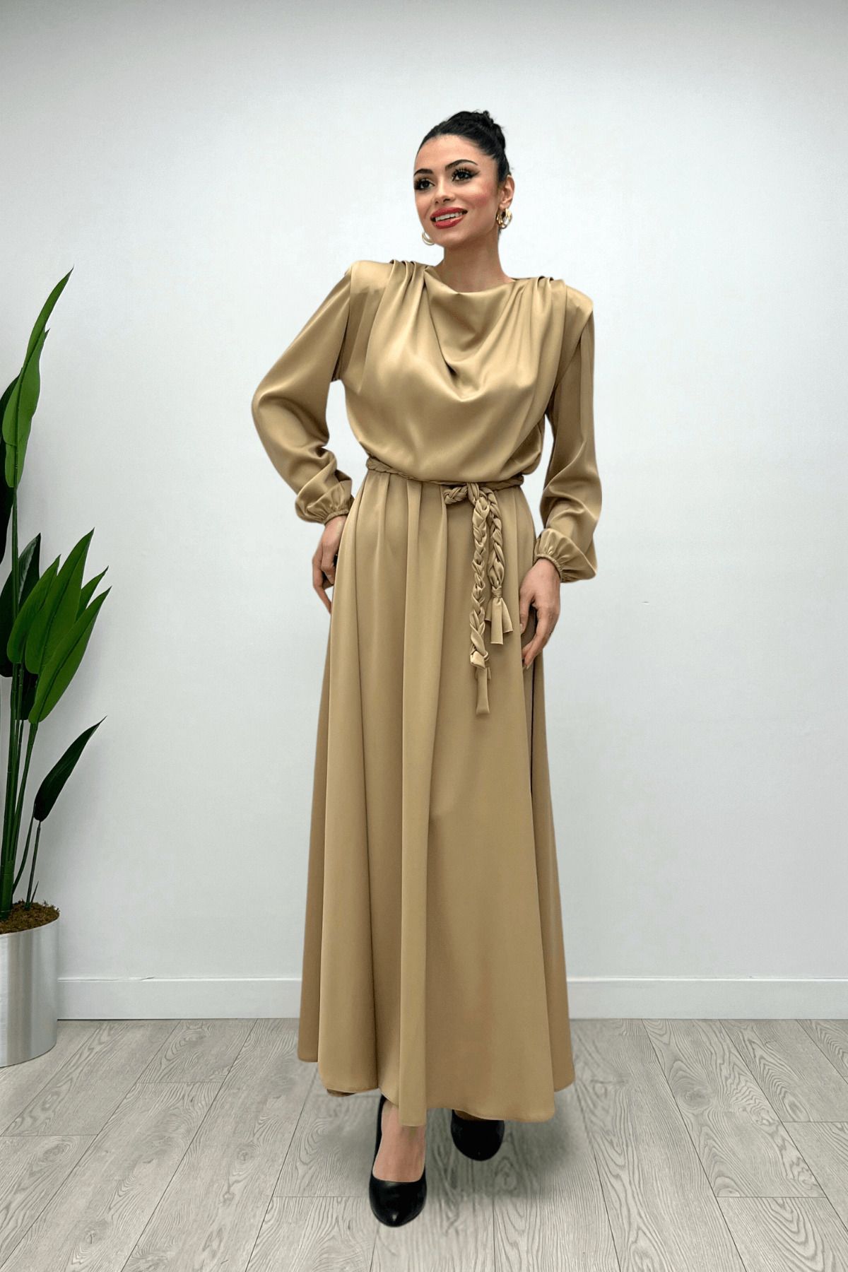 giyimmasalı Beli Büzgülü Saten Abiye Elbise - CAMEL