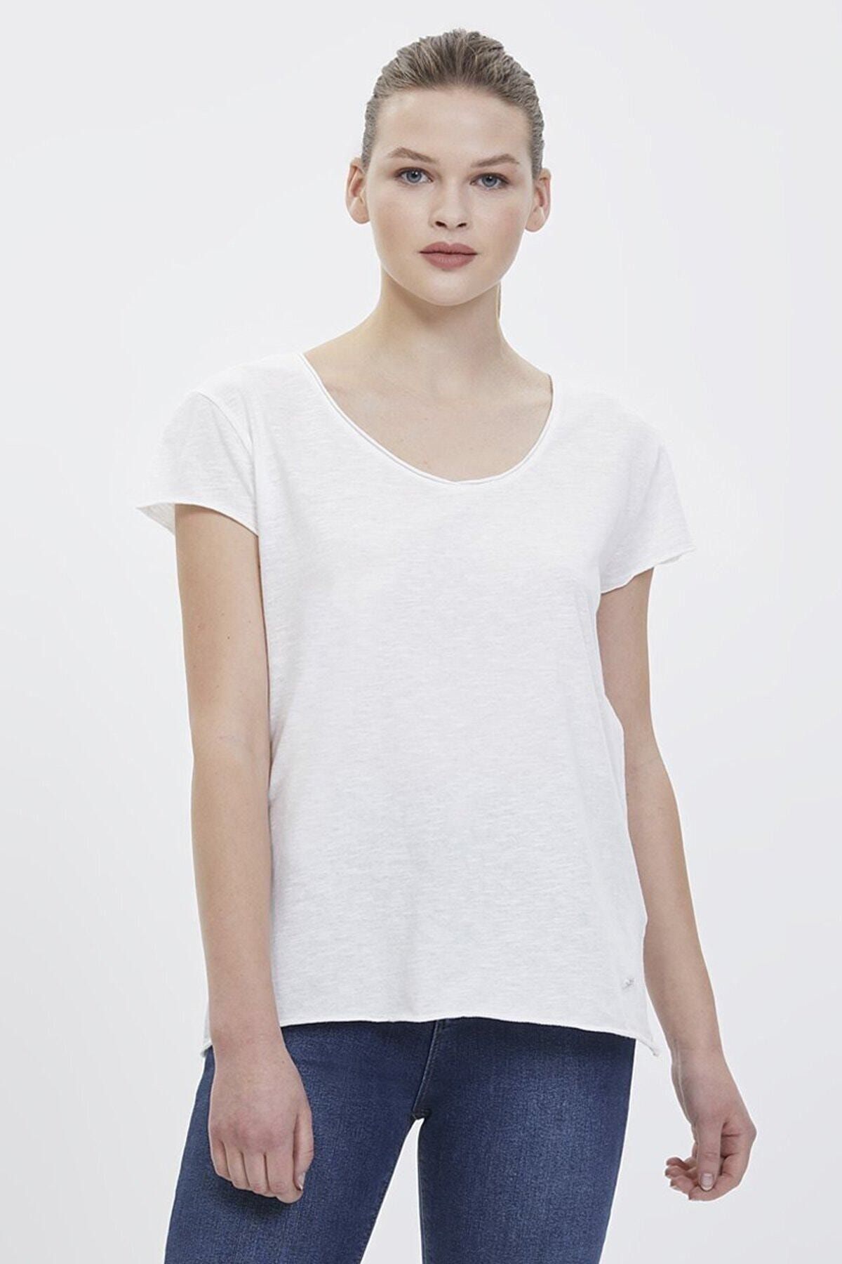 Loft Kadın Slim Fit Beyaz T-shirt Lf2023146