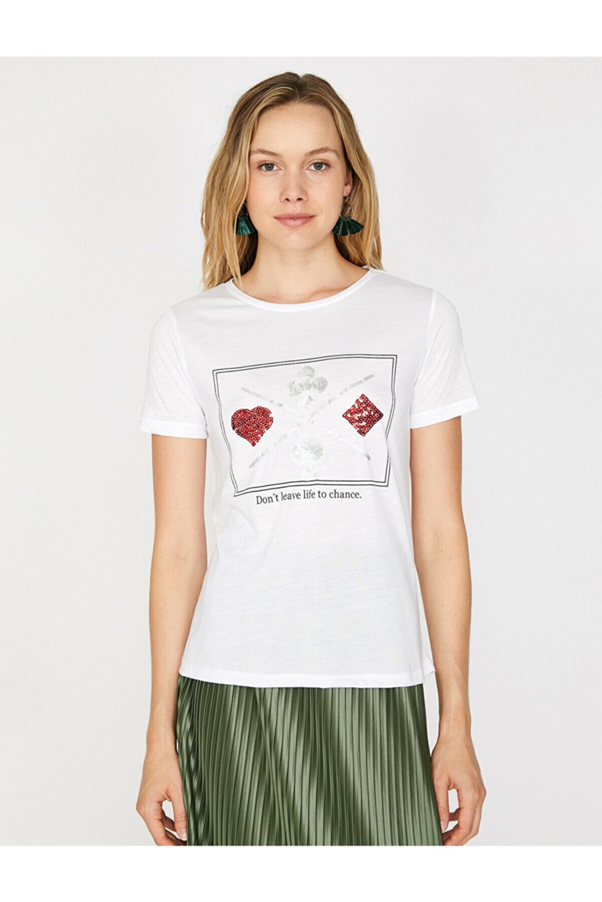 Koton Kadın Ekru Pul Detayli T-Shirt