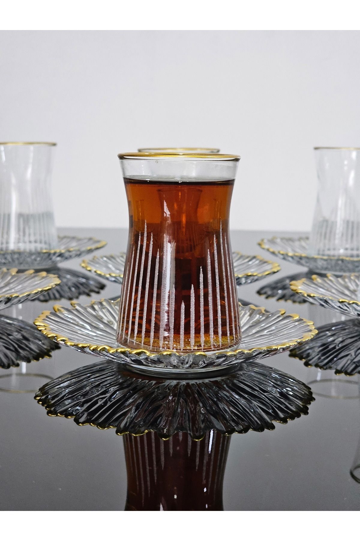 Aymin Kristal Drem Glass Çay Seti Elysia Tabaklı 12 Parça Gold Yaldızlı