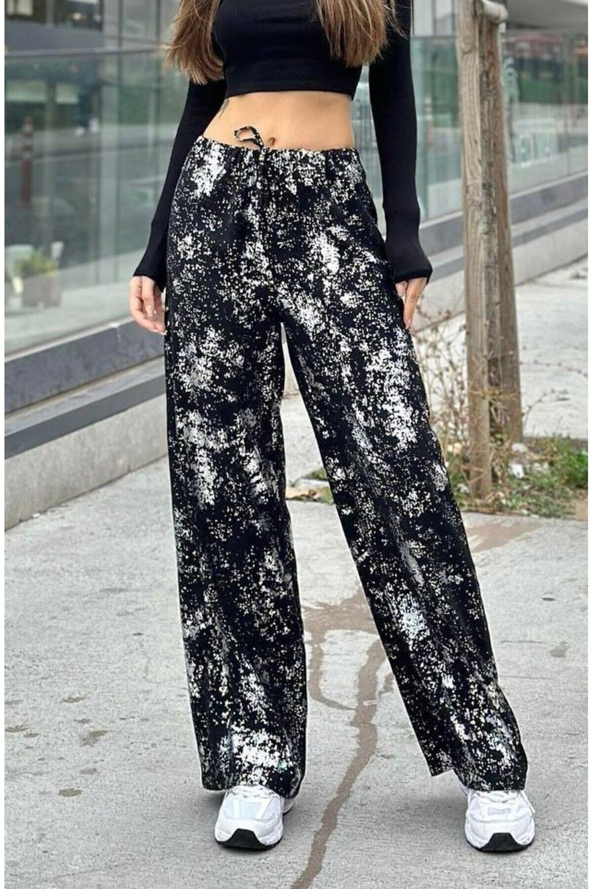 Linavia Butik Siyah Varak Desenli Belden Bağlamalı Salaş Bol Paça Pantolon