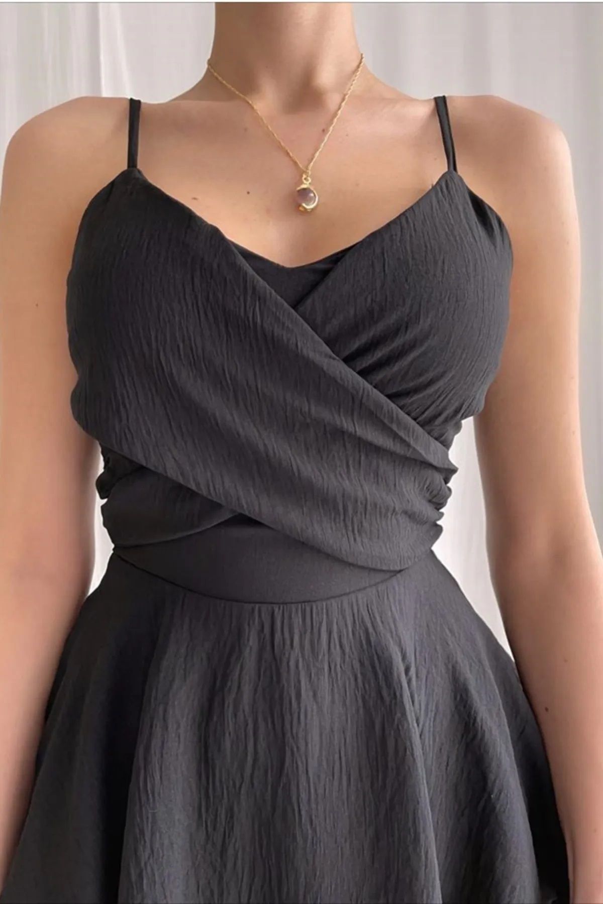WOMAN VISION Kadın Aerobin Kumaş Askılı Göğüs Dekolteli Kısa Şortlu Siyah Tulum Elbisesi 125