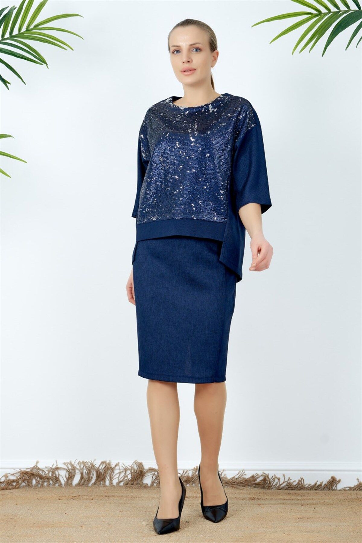 Miss Lilium Concept Lacivert Payet Detaylı Etek Bluz Takım