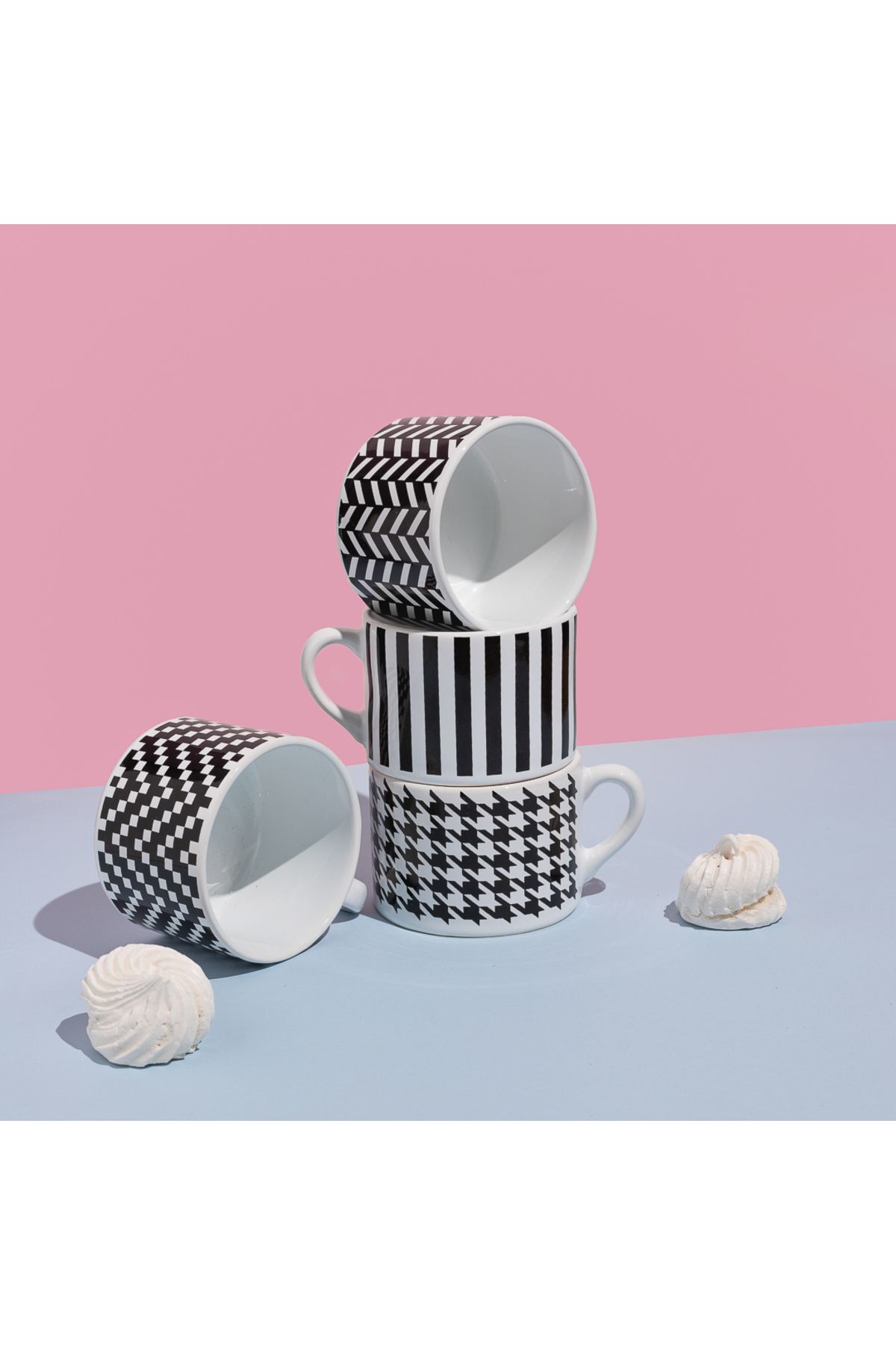 Vivas Siyah Beyaz Geometrik 4'lü Set, küçük kupa bardak, double türk kahve fincanı, kahve kupası