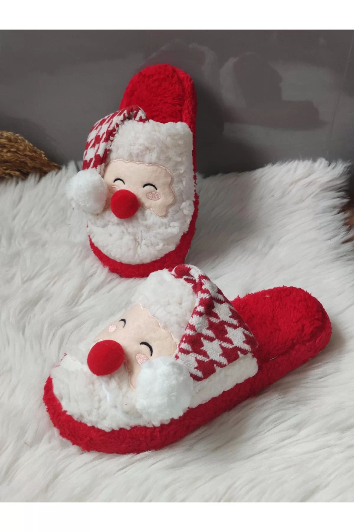 Riva Christmas Kırmızı Noel Baba Tasarım Peluş Önü Kapalı Düz Terlik Yılbaşı Yeniyıl