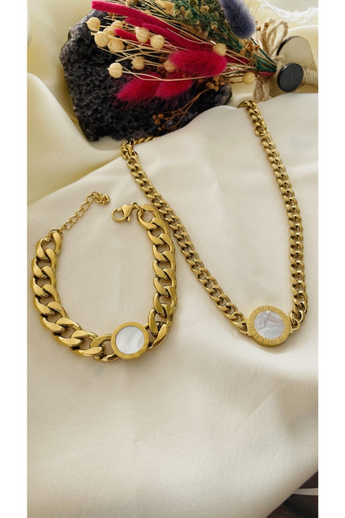 Dorika Accessories Kadın Altın Renk Çelik Sedefli Bileklik Kolye Set