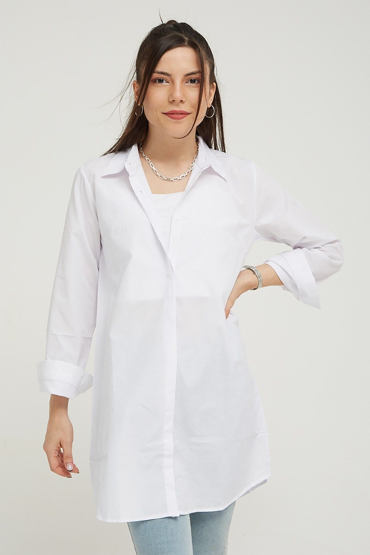 Yağızlar Giyim Kadın Beyaz Gizli Düğmeli Gömlek Tunik
