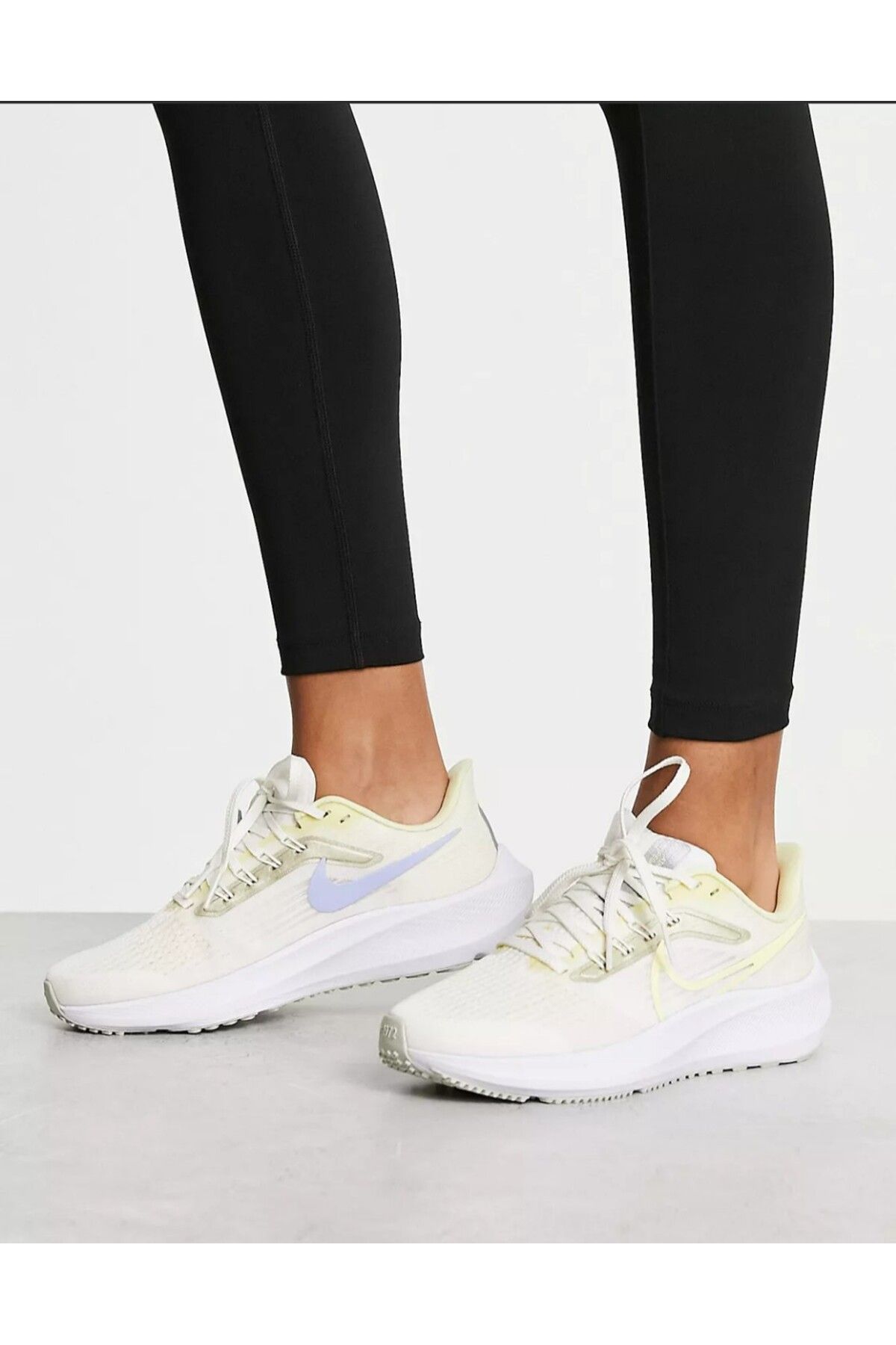 Nike Nıke Aır Zoom Pegasus 39 Kadın Yol Koşu Antreman Ayakkabı