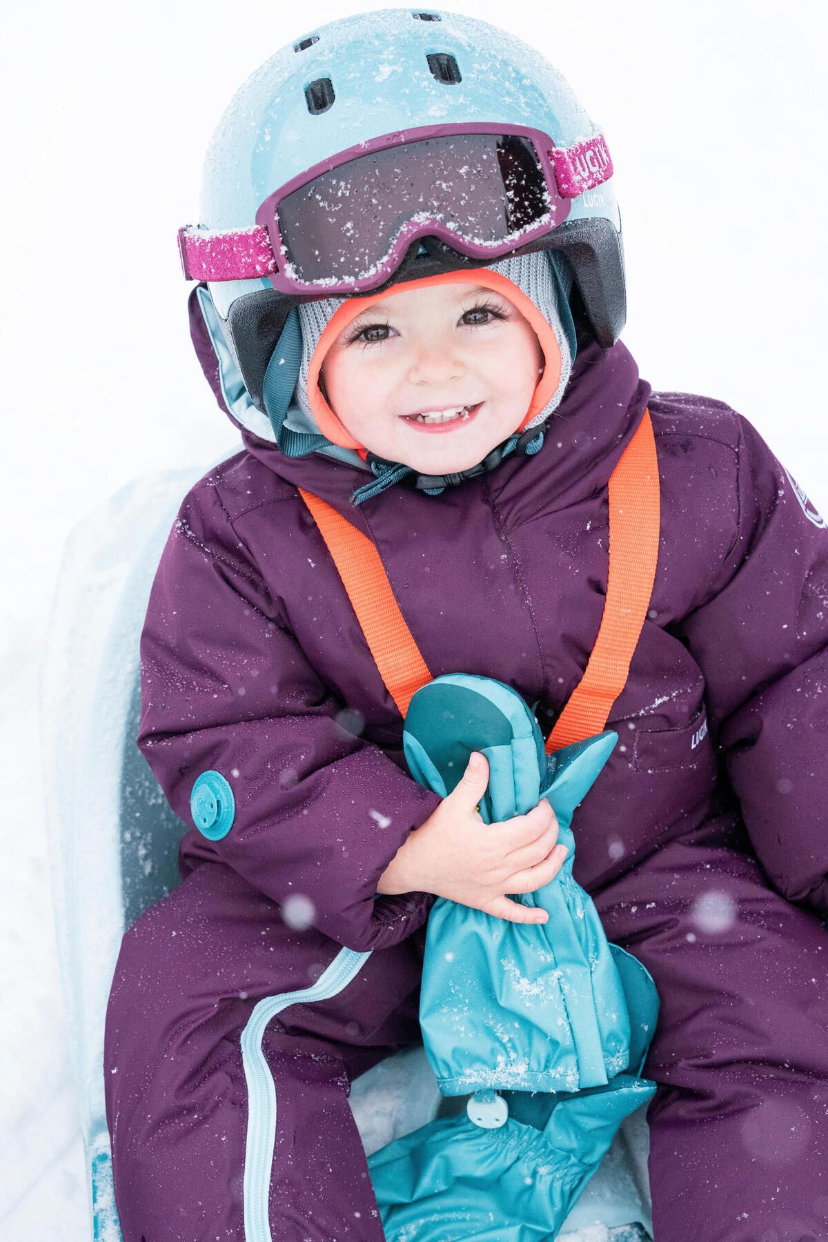 Decathlon Çocuk Kayak Kaskı Polar Astarlı Bere Çok Hafif Çene Kayışlı Makinada Yıkanır
