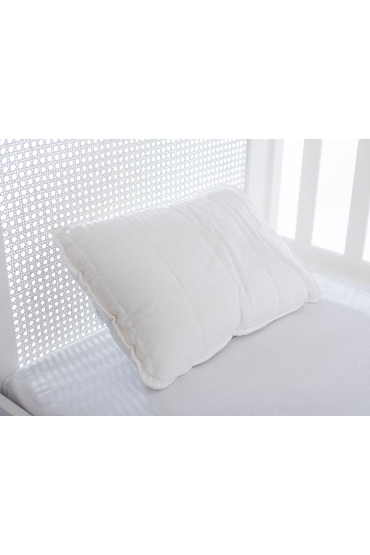 English Home Comfy Pamuk Bebe Yastık 35x45 Cm Beyaz