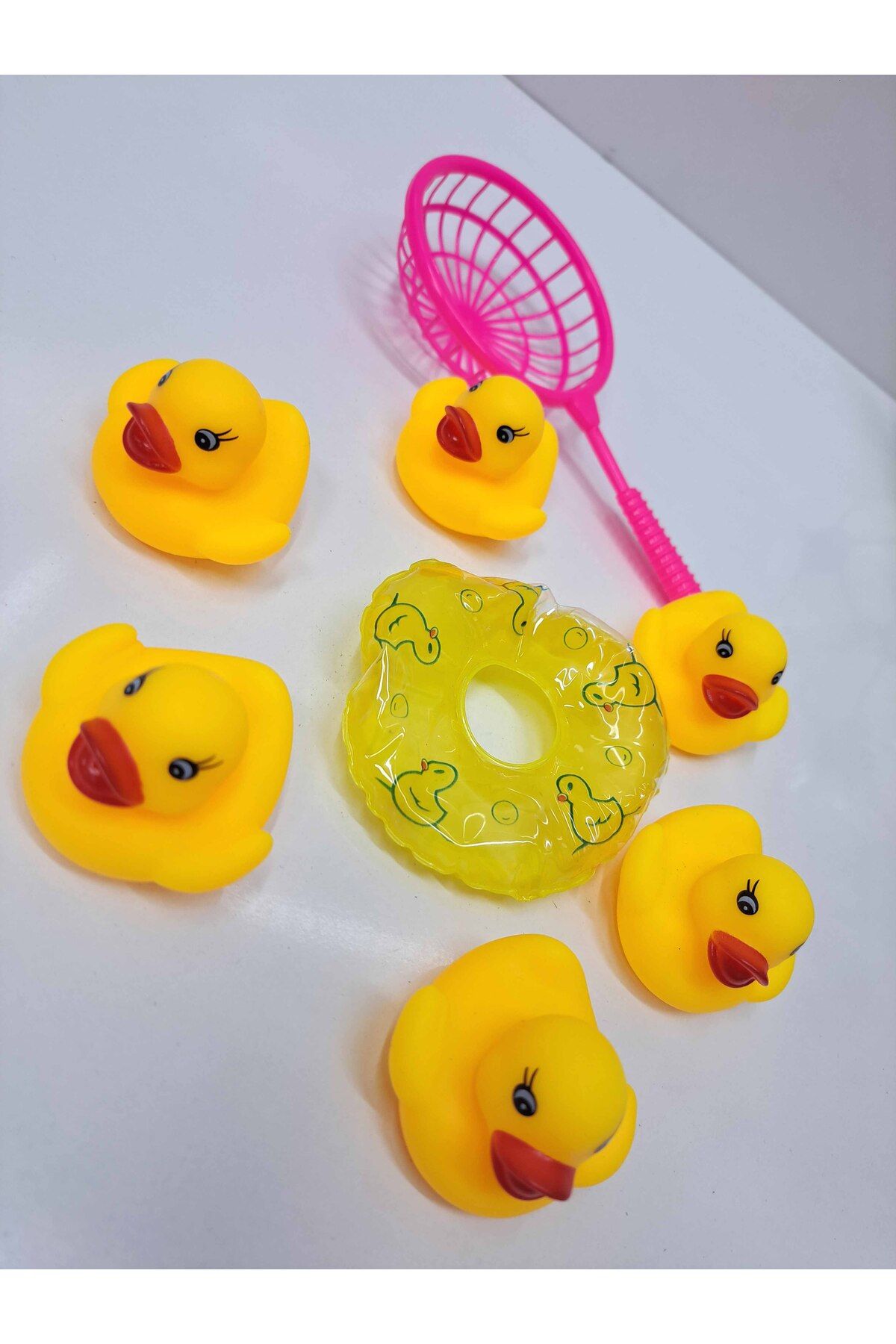 ALYTOYS Oyuncak Ördekler Havuz Küvet Ördeği Banyo Oyuncakları Su Oyuncakları 8 Parça 16X15 cm