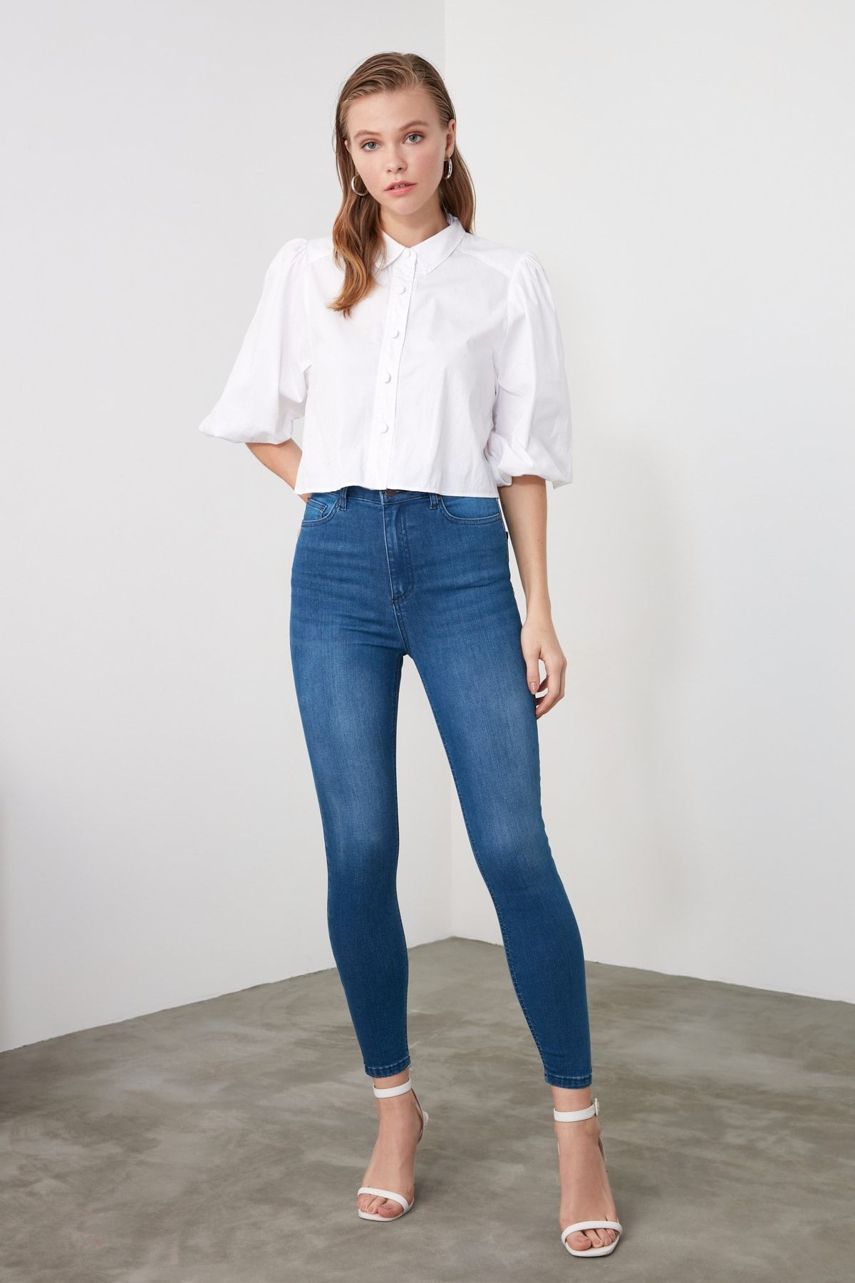 TRENDYOLMİLLA Lacivert Yüksek Bel Skinny Jeans TWOAW21JE0207