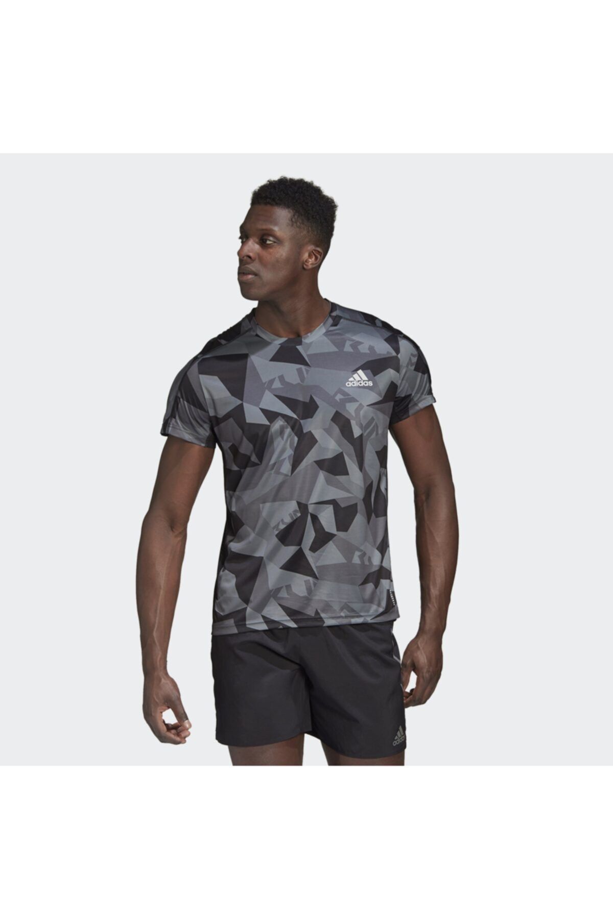 adidas Erkek Own The Run Camouflage Tişört