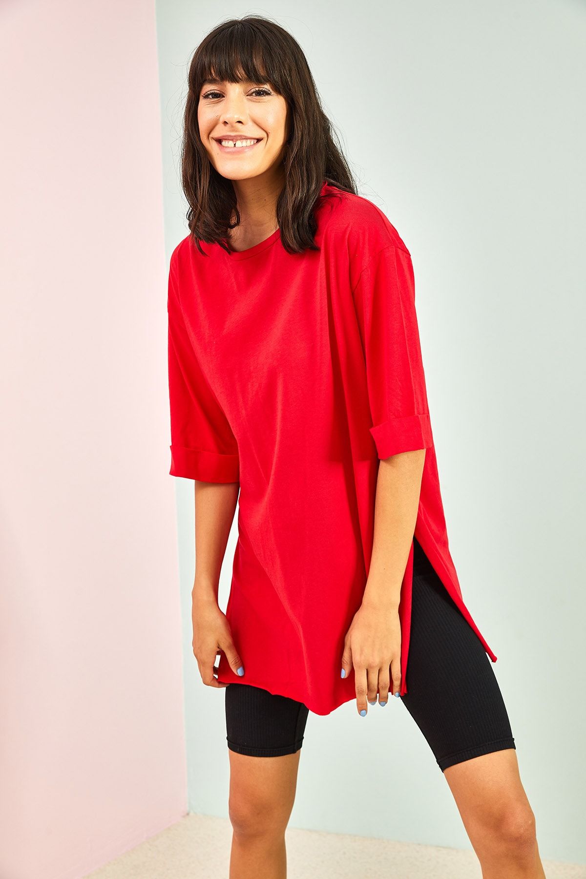 Bianco Lucci Kadın Kırmızı Yan Yırtmaçlı Duble Kol Basic Oversize T-shirt