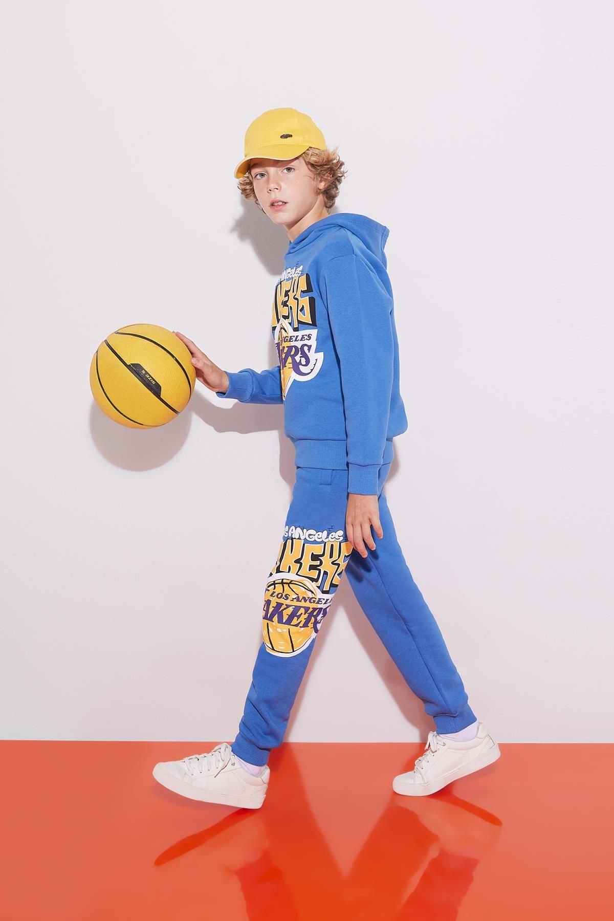Defacto Erkek Çocuk NBA Los Angeles Lakers Kalın Eşofman Altı