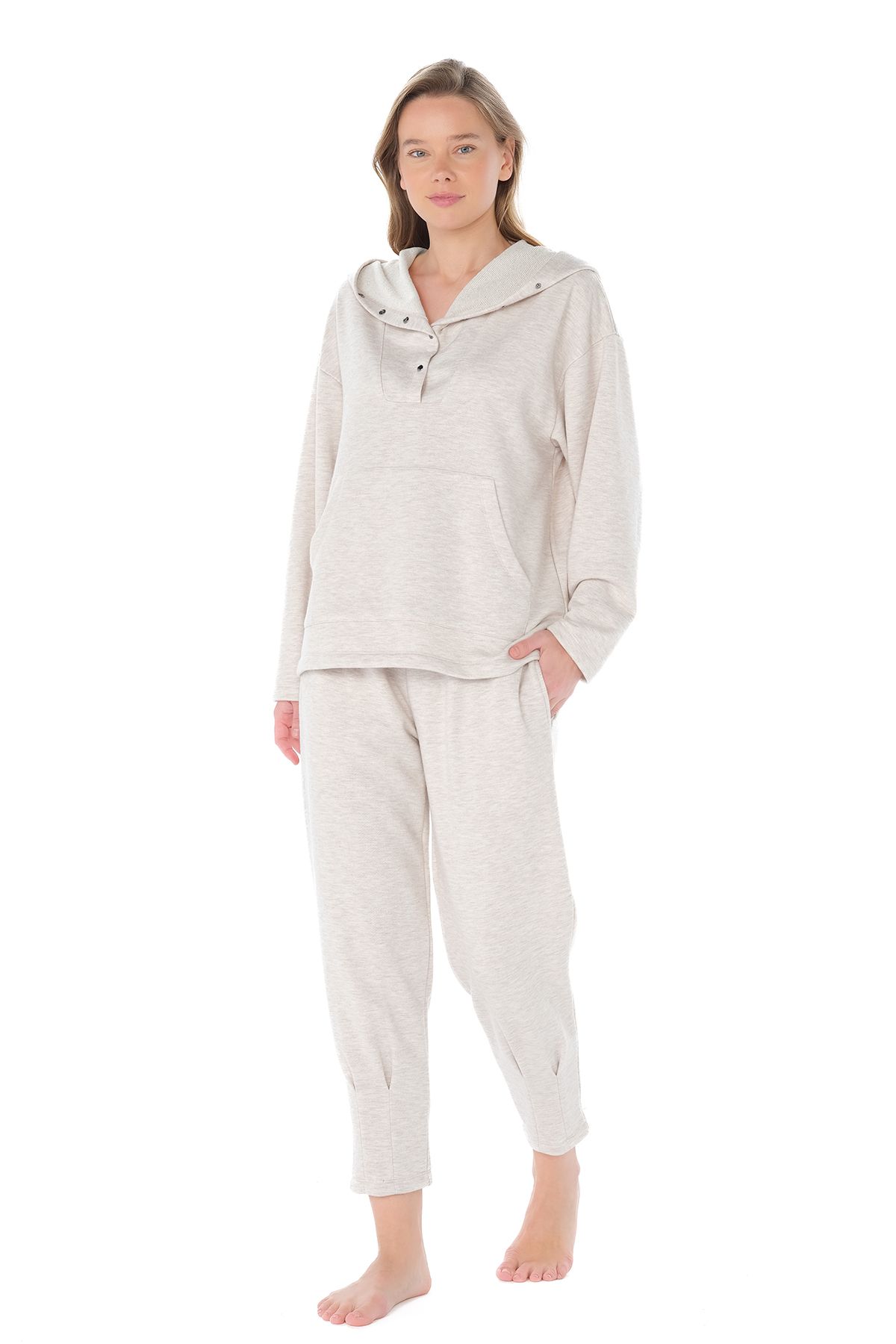 Feyza Pijama Kadın Yakası Çıtçıtlı Kapşonlu Paça Detaylı Pijama Takımı