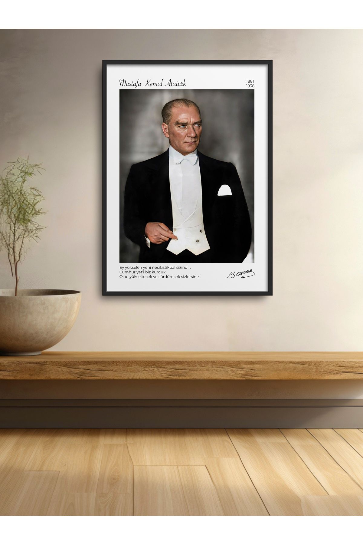HOMEPACK Tekli Çerçeveli Atatürk Portresi Poster Tablo ATA012