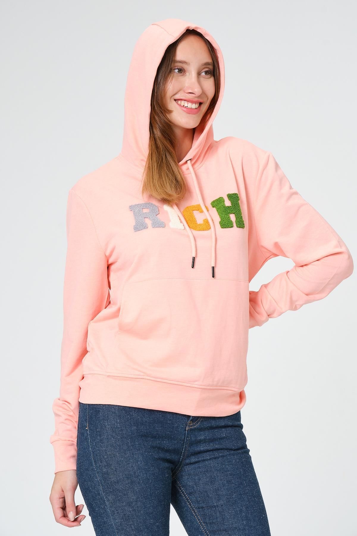 Rich Kadın Kapüşonlu Süzüne Baskılı Sweatshirt