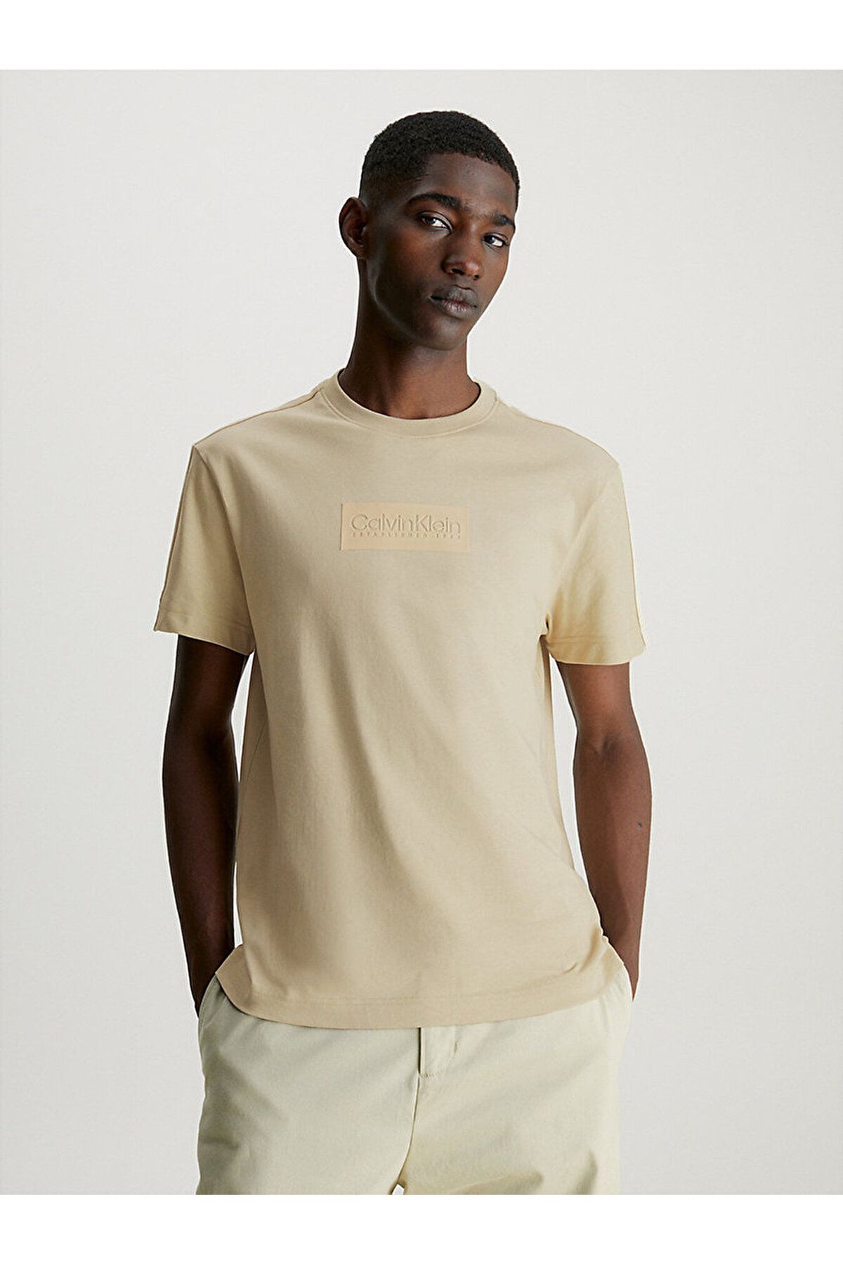 Calvin Klein Erkek Marka Logolu Günlük Kullanım Yeşil T-Shirt K10K112403-LEB