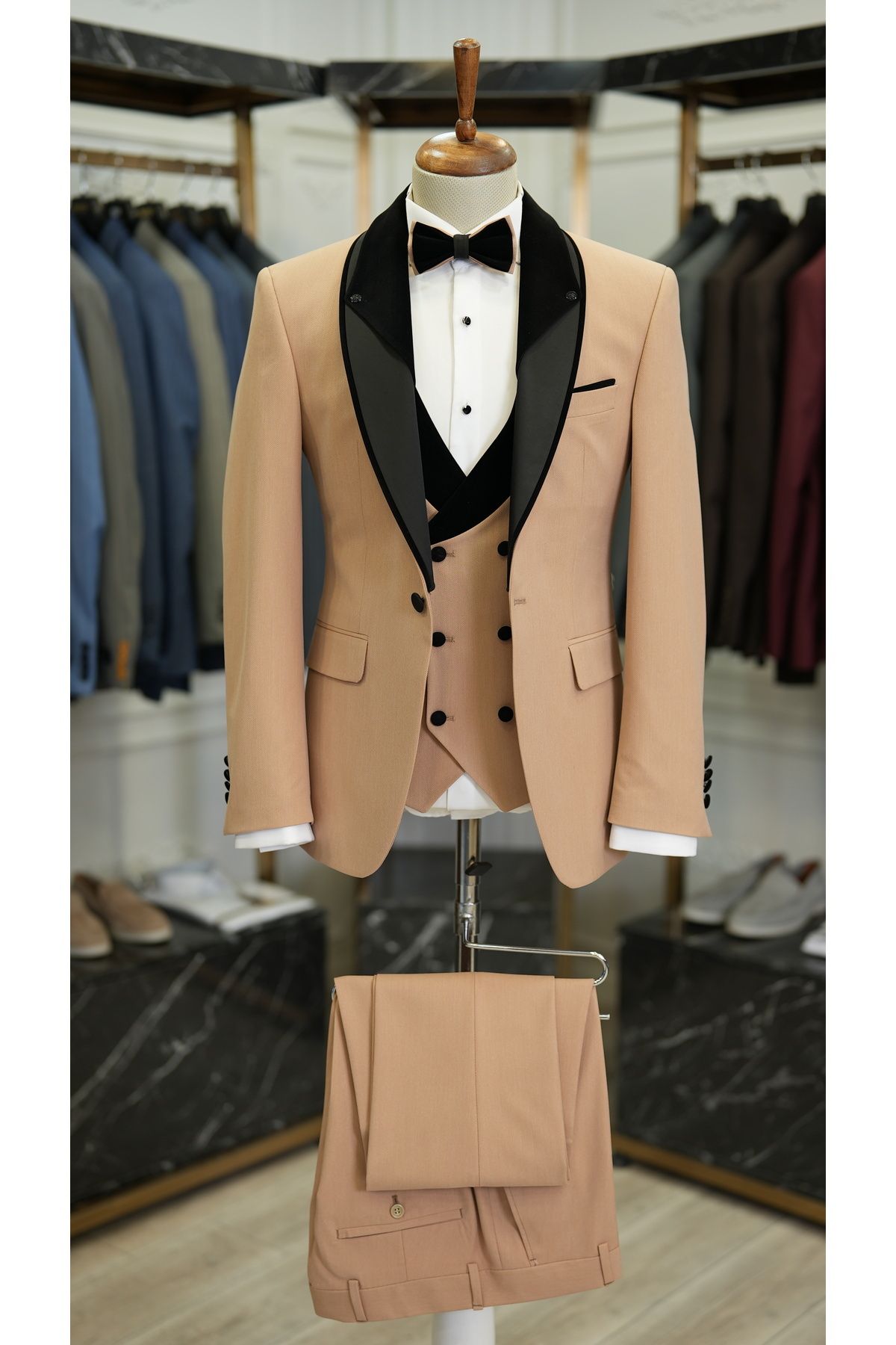 LONATOLİA Erkek Smokin Damatlık Boncuklu Şal Yaka İtalyan Stil Slim Fit Ceket Yelek Pantolon Papyon-Krem