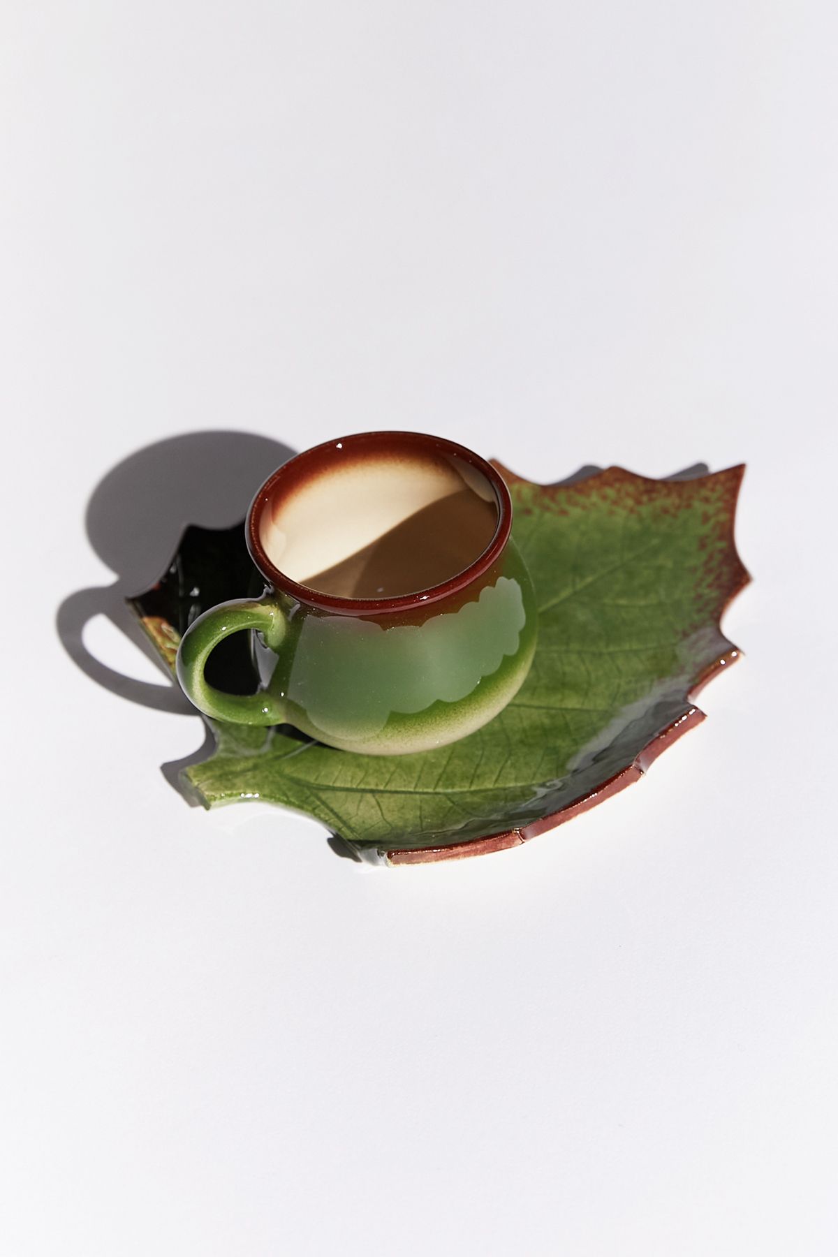 Loomart Dekoratif Dut Yaprak Tasarımlı El Yapımı Seramik Tek Kişilik Kahve Fincanı Seti - Yeşil