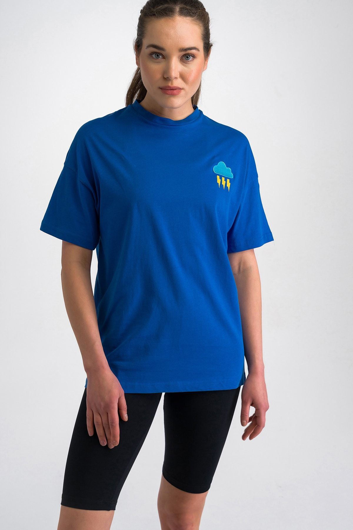Runever Mavi Oversize Nakış Detaylı Kadın T-shirt Biker Tayt Takım 22093