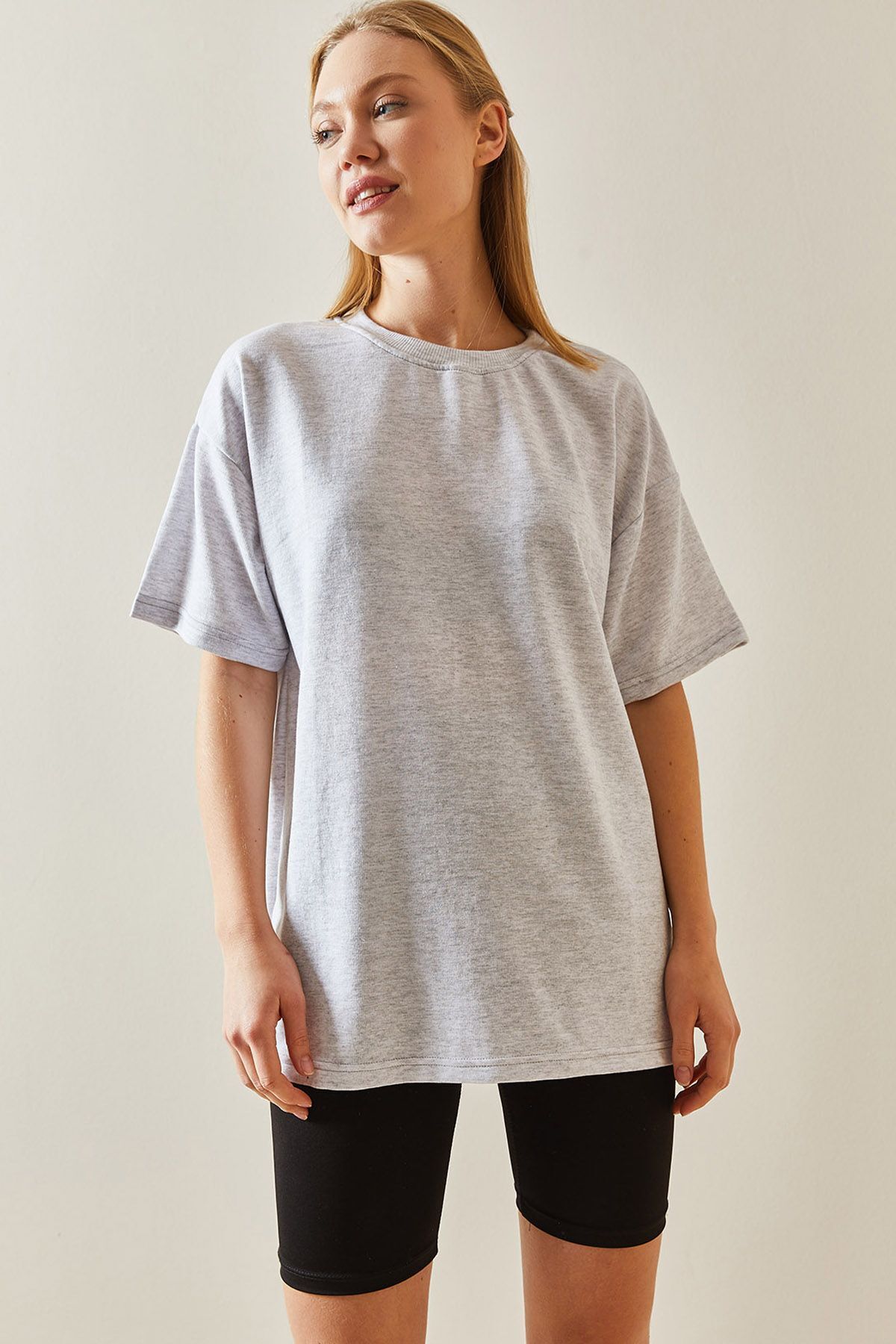 XHAN Gri Oversize Basic T-Shirt 3YXK1-47087-03