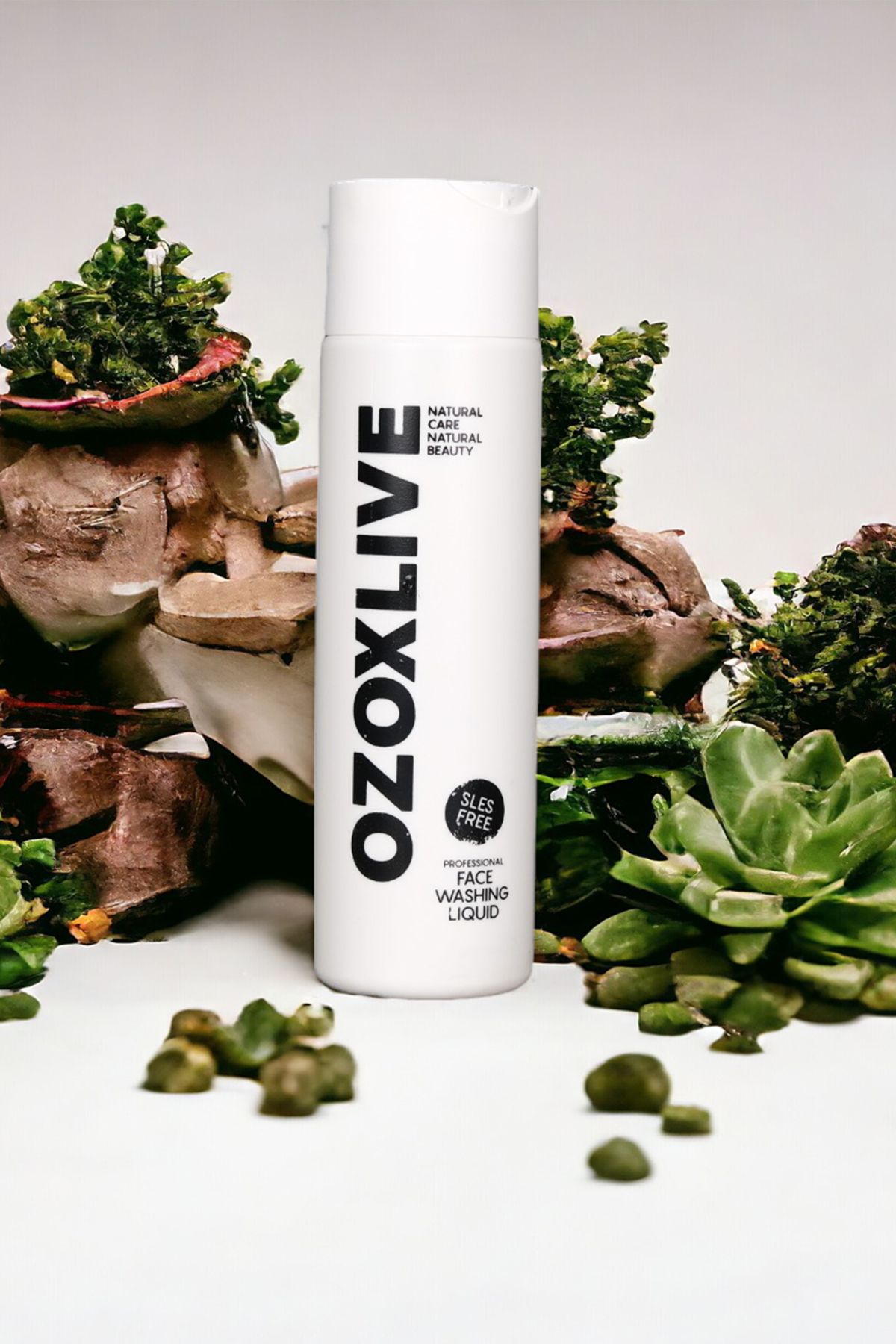 Ozoxlive Face Washing Liquid 240 ml (OZON BAZLI TEMİZLEYİCİ/ONARICI - TÜM CİLTLER)