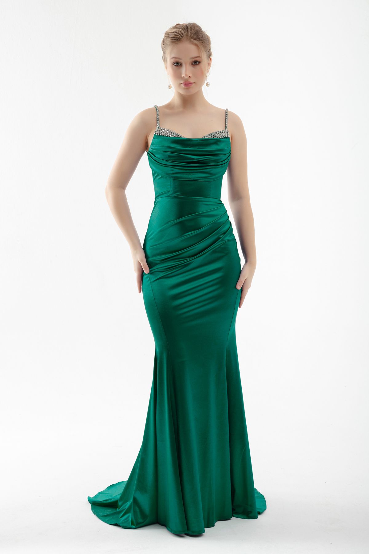 Lafaba Kadın Zümrüt Yeşili Taş Askılı Uzun Abiye Elbise